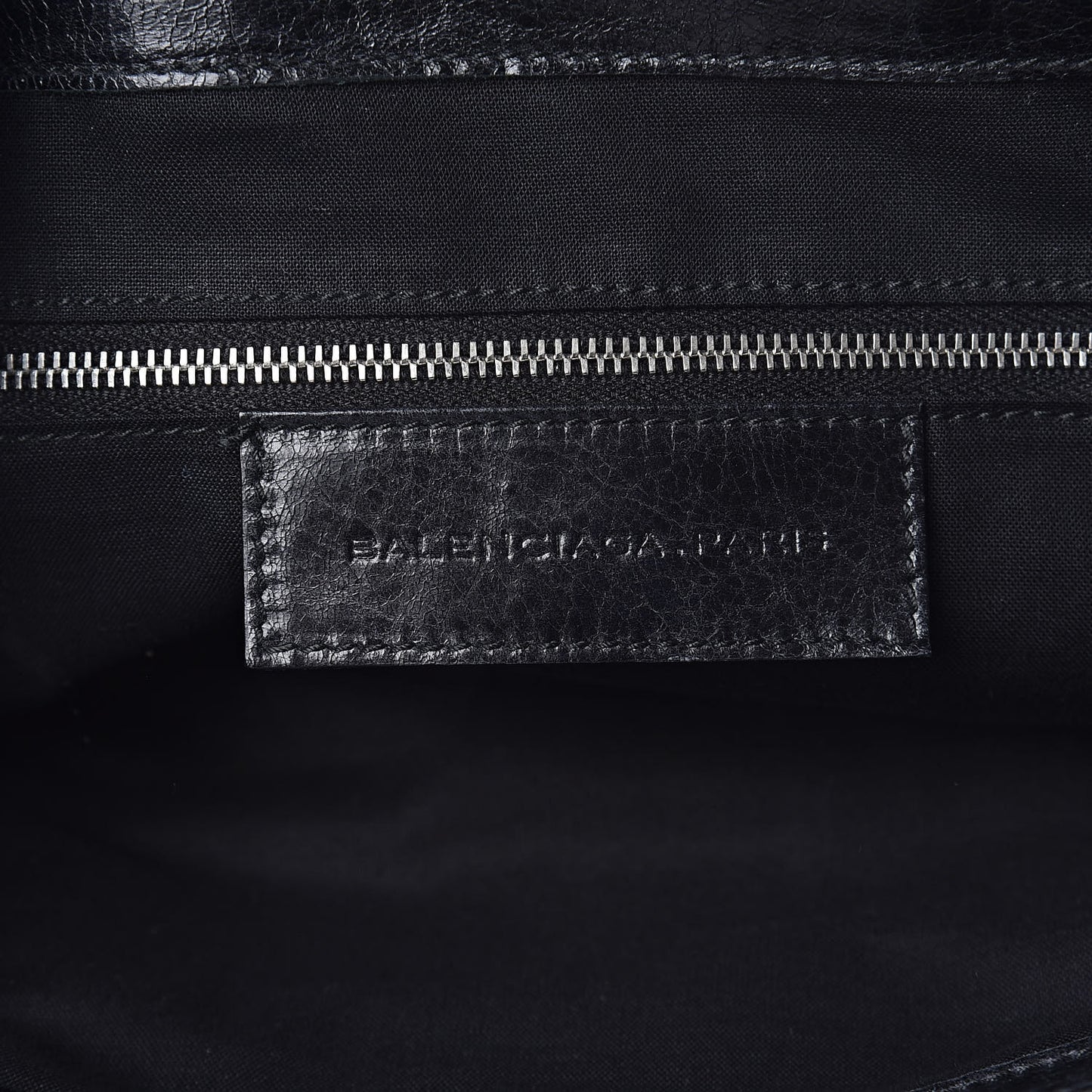 Agneau Giant 21 Silver Hardware Work Black