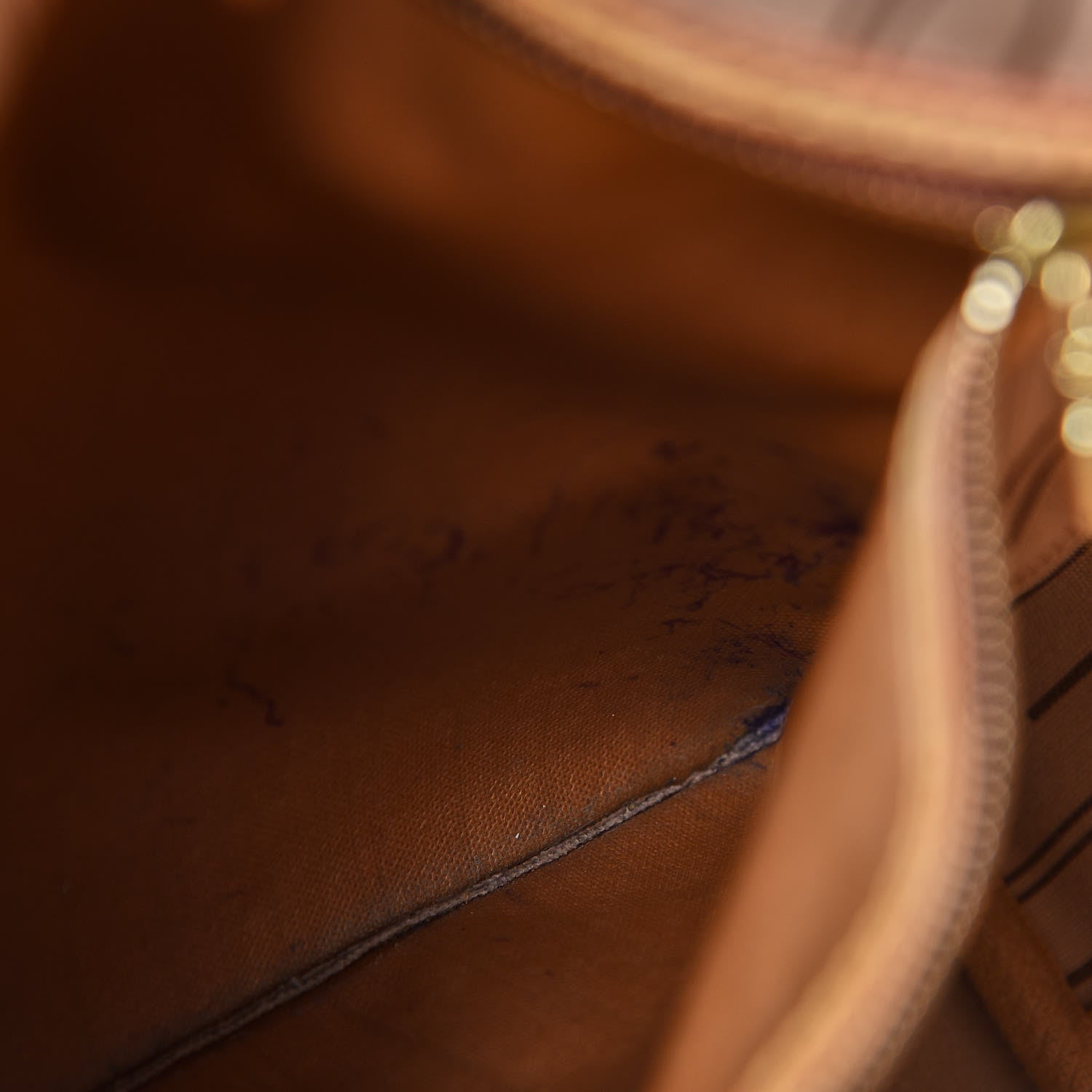 Louis Vuitton Monogram Neverfull MM 22 of 23