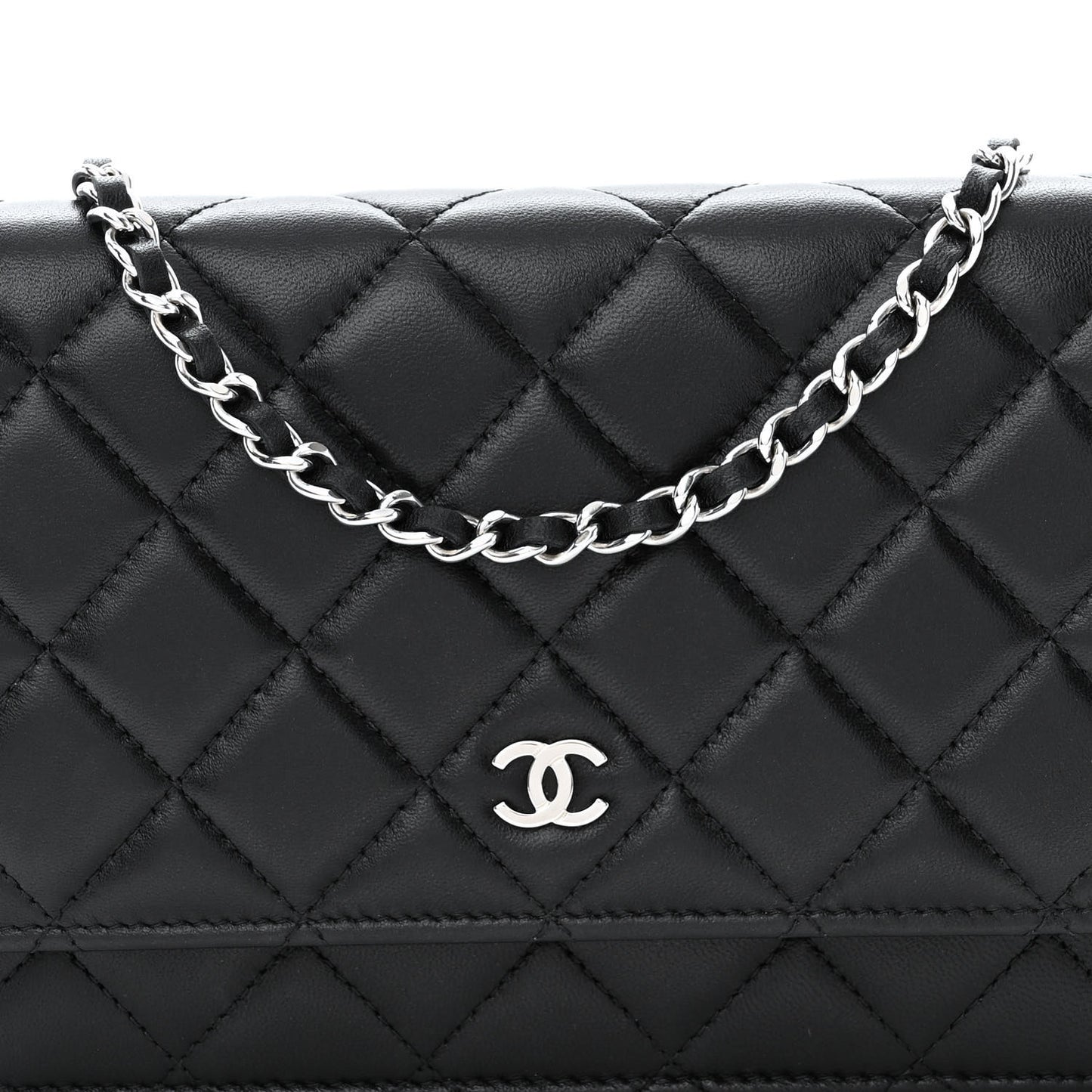 Lambskin Quilted Wallet On Chain WOC Black