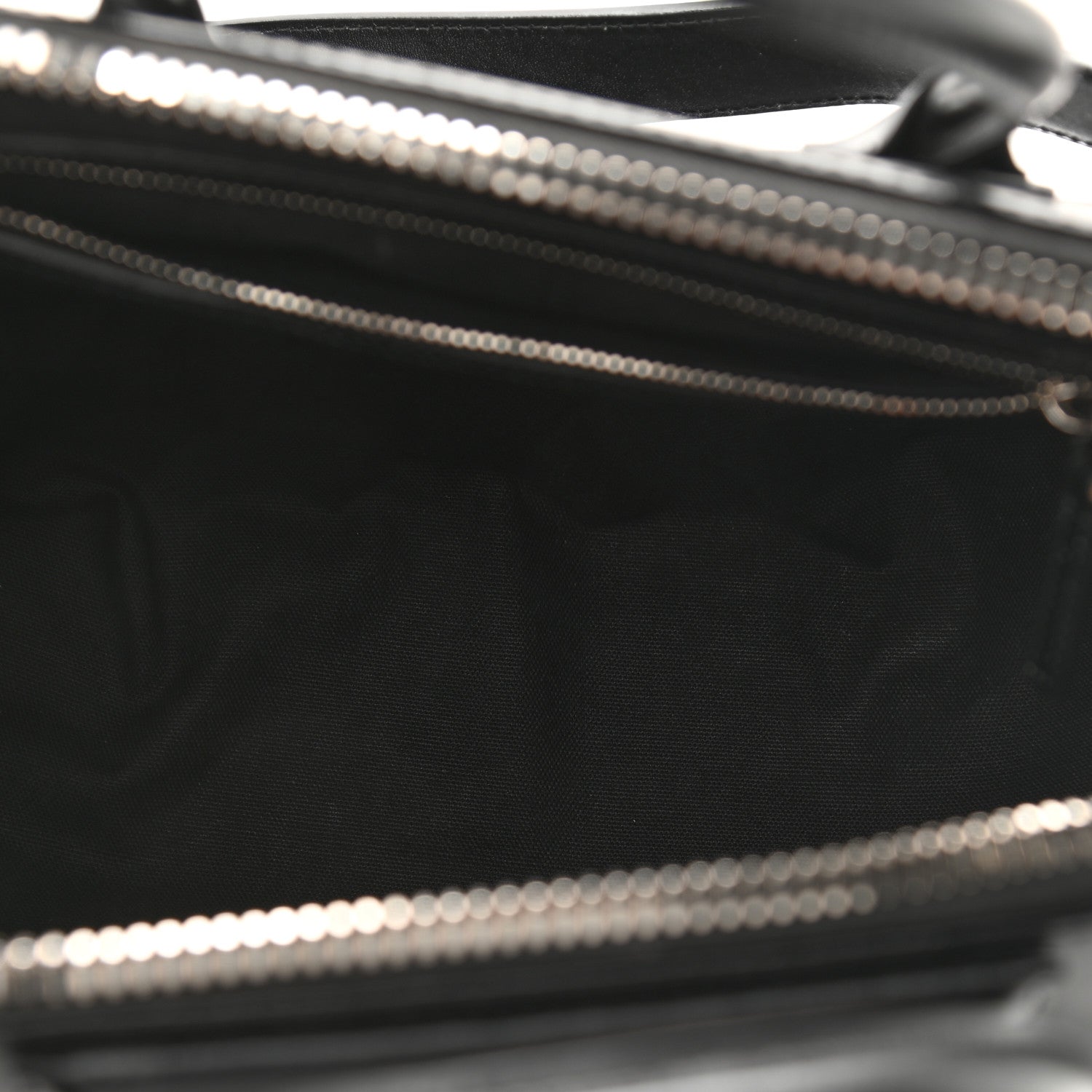 Givenchy Shiny Lord Calfskin Medium Antigona Black 5 of 10