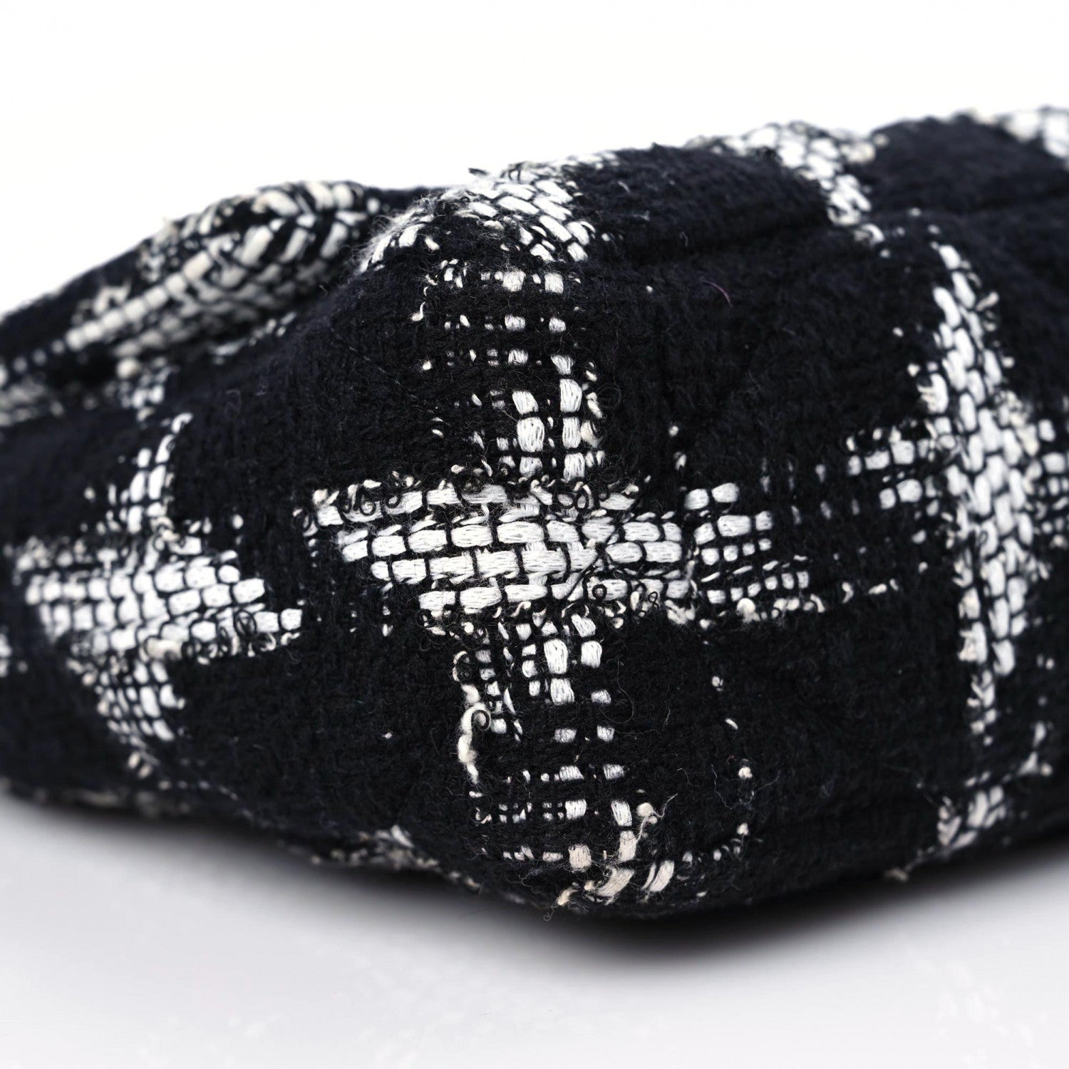 Chanel Tweed Quilted Medium Chanel 19 Flap Black White 8 of 10
