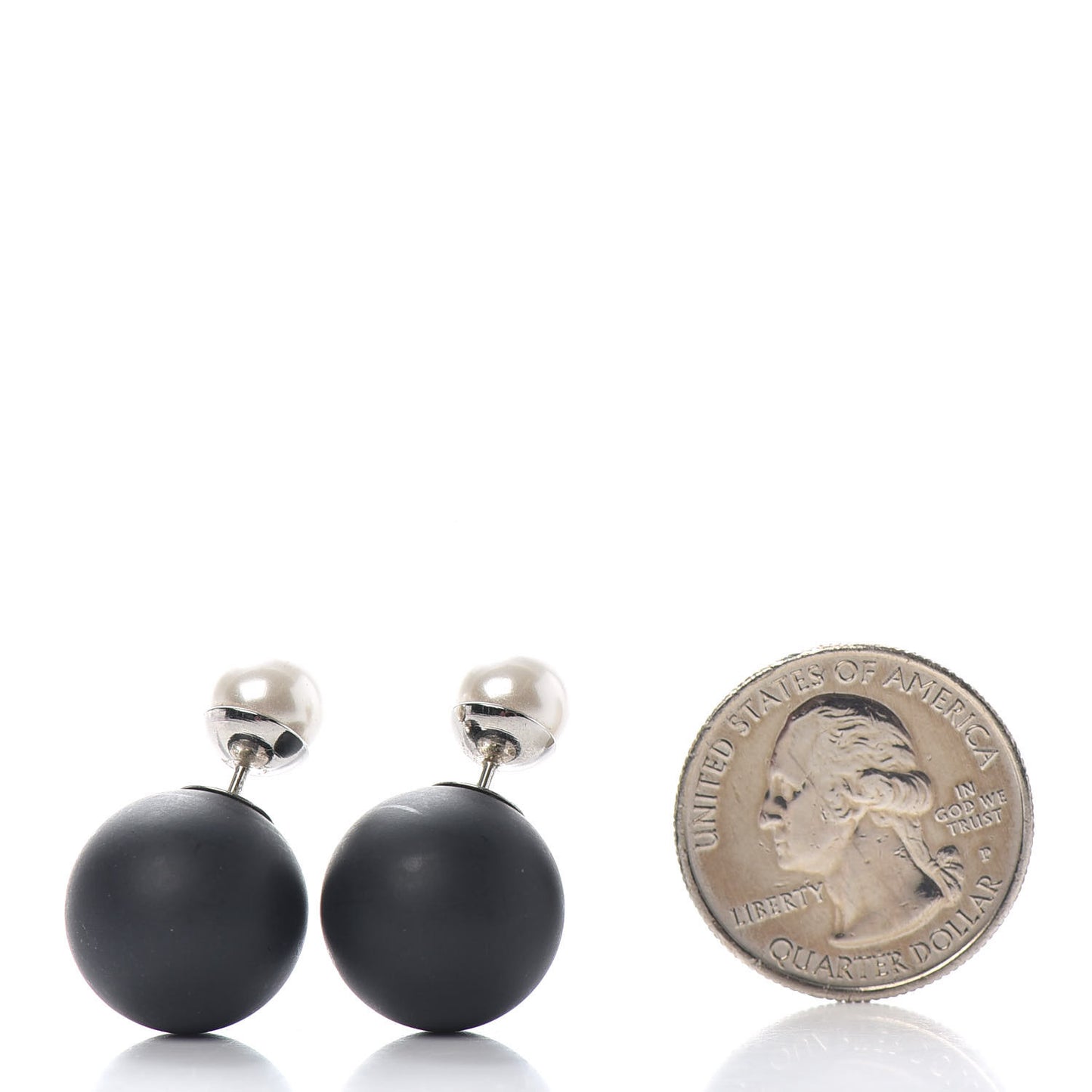 Mise En Dior Tribal Earrings Matte Black Pearl