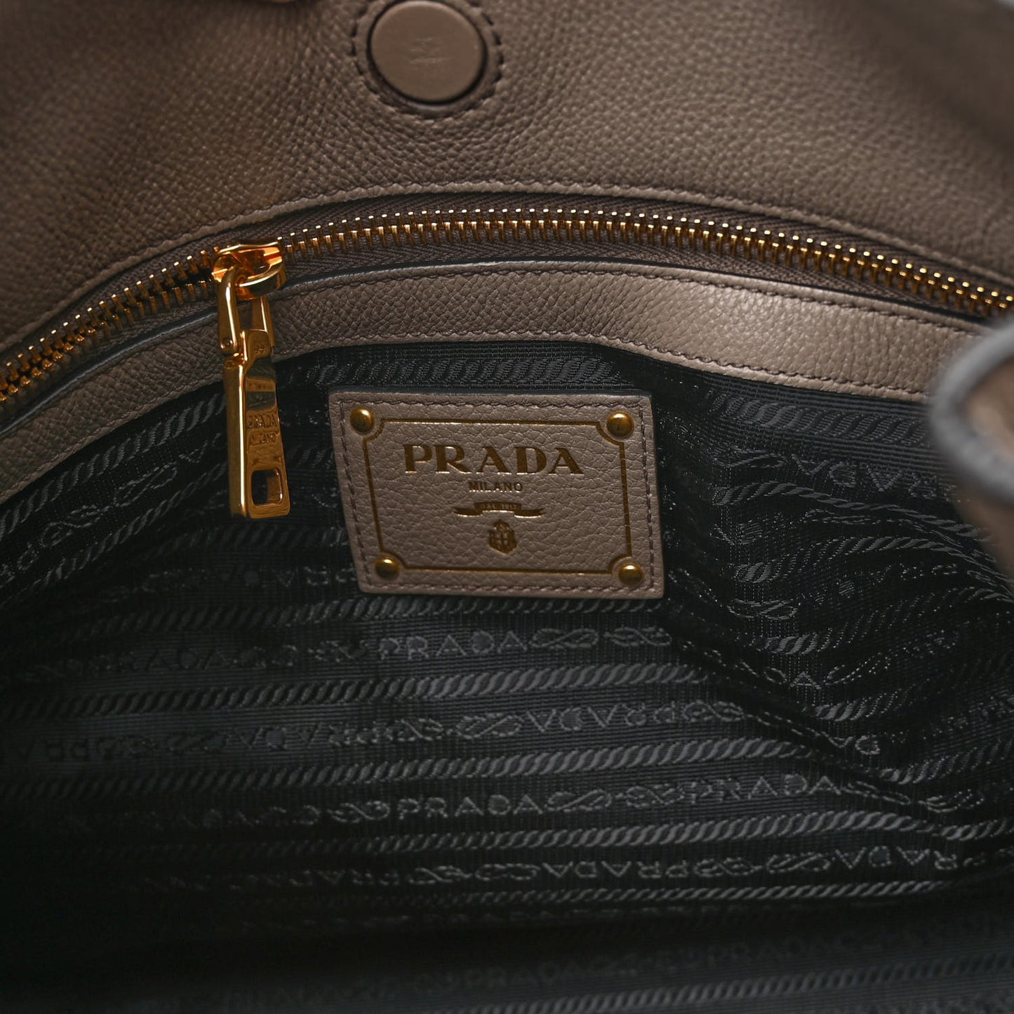 Vitello Phenix Logo Hobo Argilla