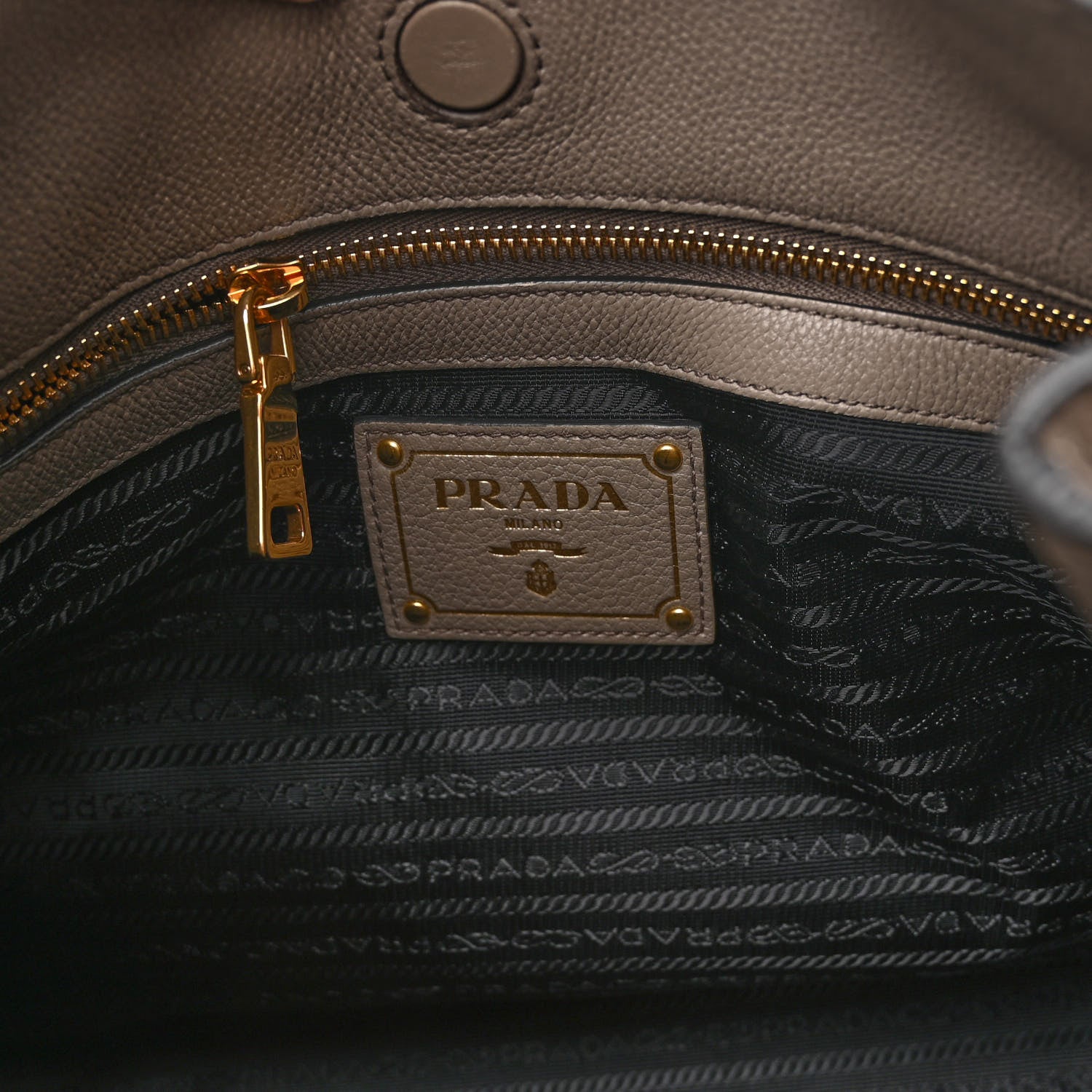 Prada Vitello Phenix Logo Hobo Argilla 6 of 10