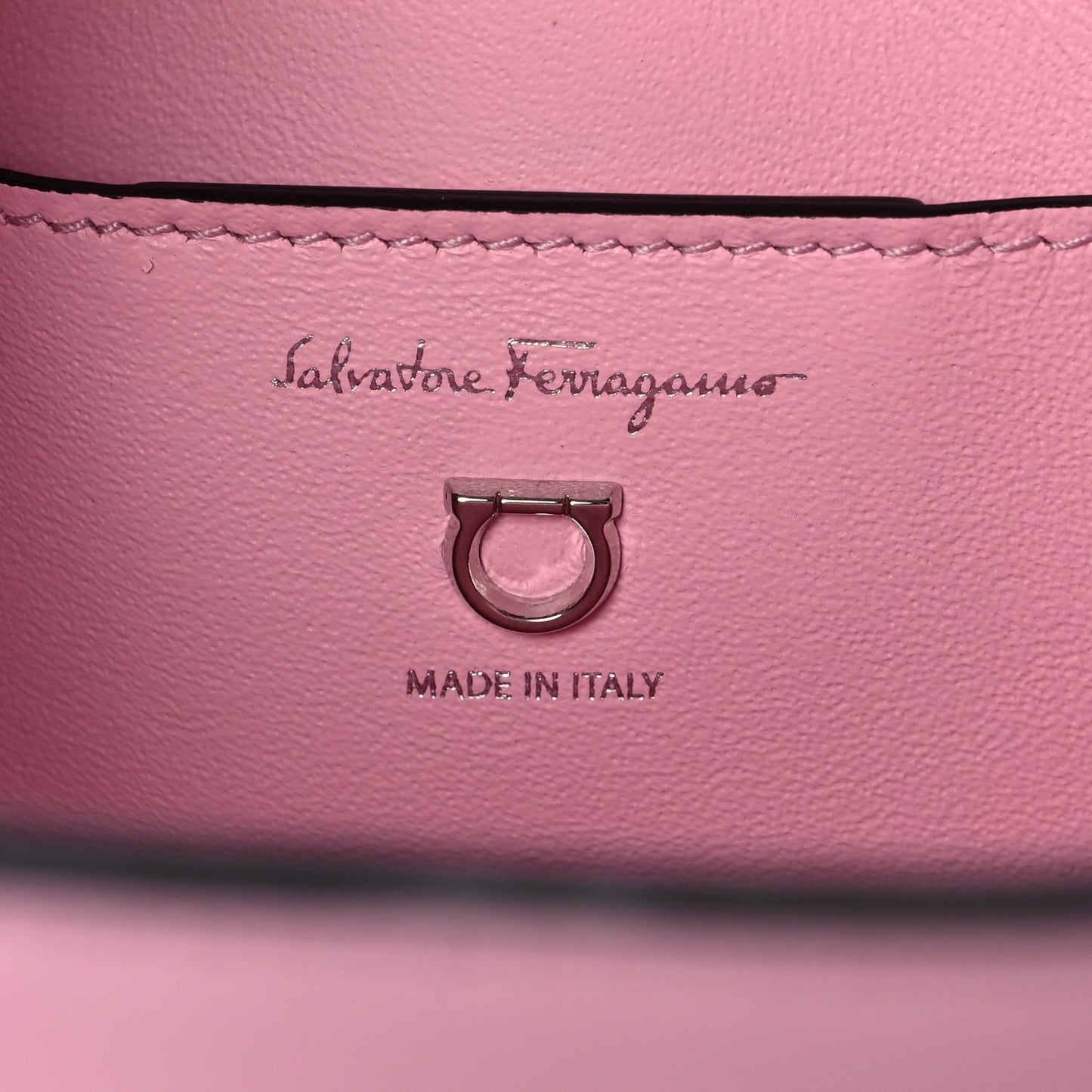 Calfskin Trifolio Shoulder Bag Cheerleader Pink