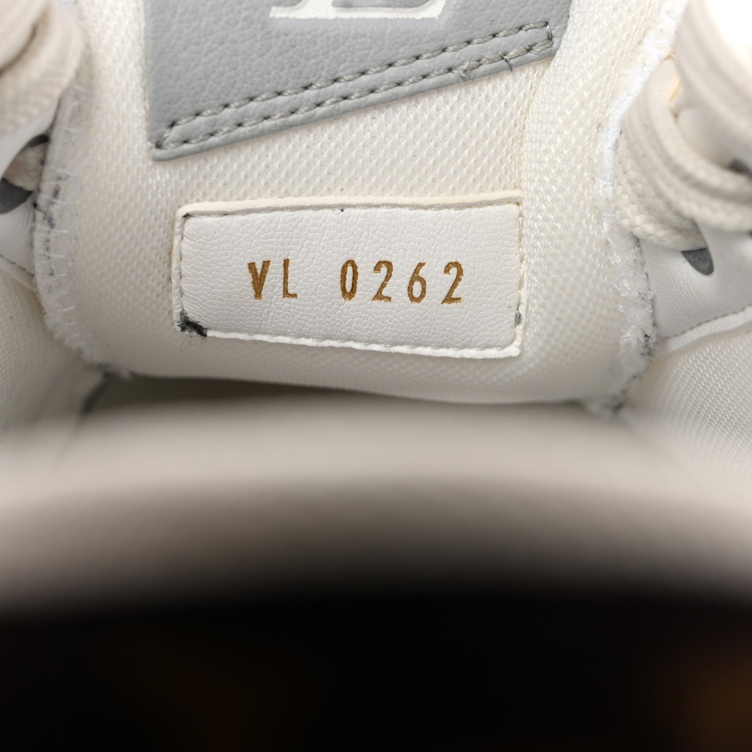 Louis Vuitton Charlie Sneakers 37 White Cacoa Brown 6 of 9