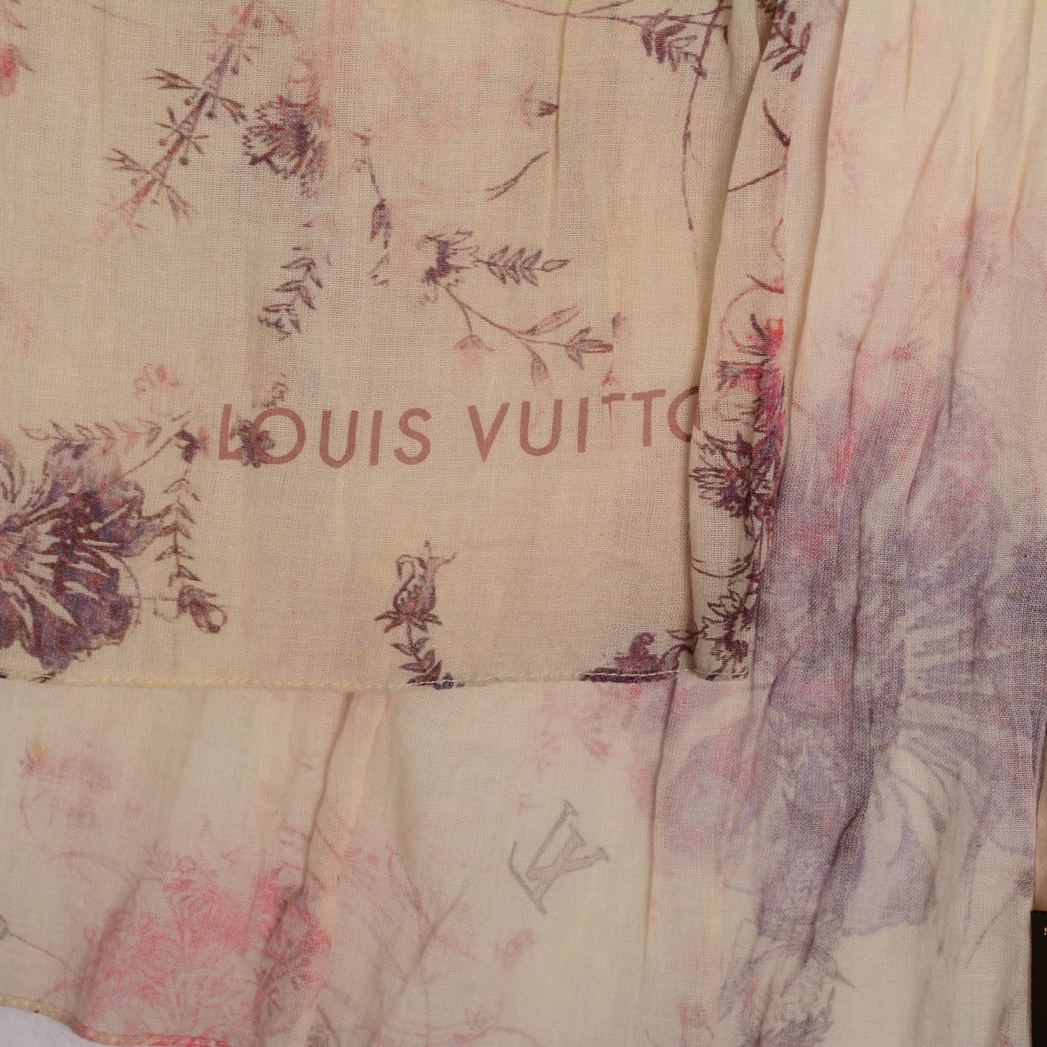Louis Vuitton Cotton Scarf 10 of 16