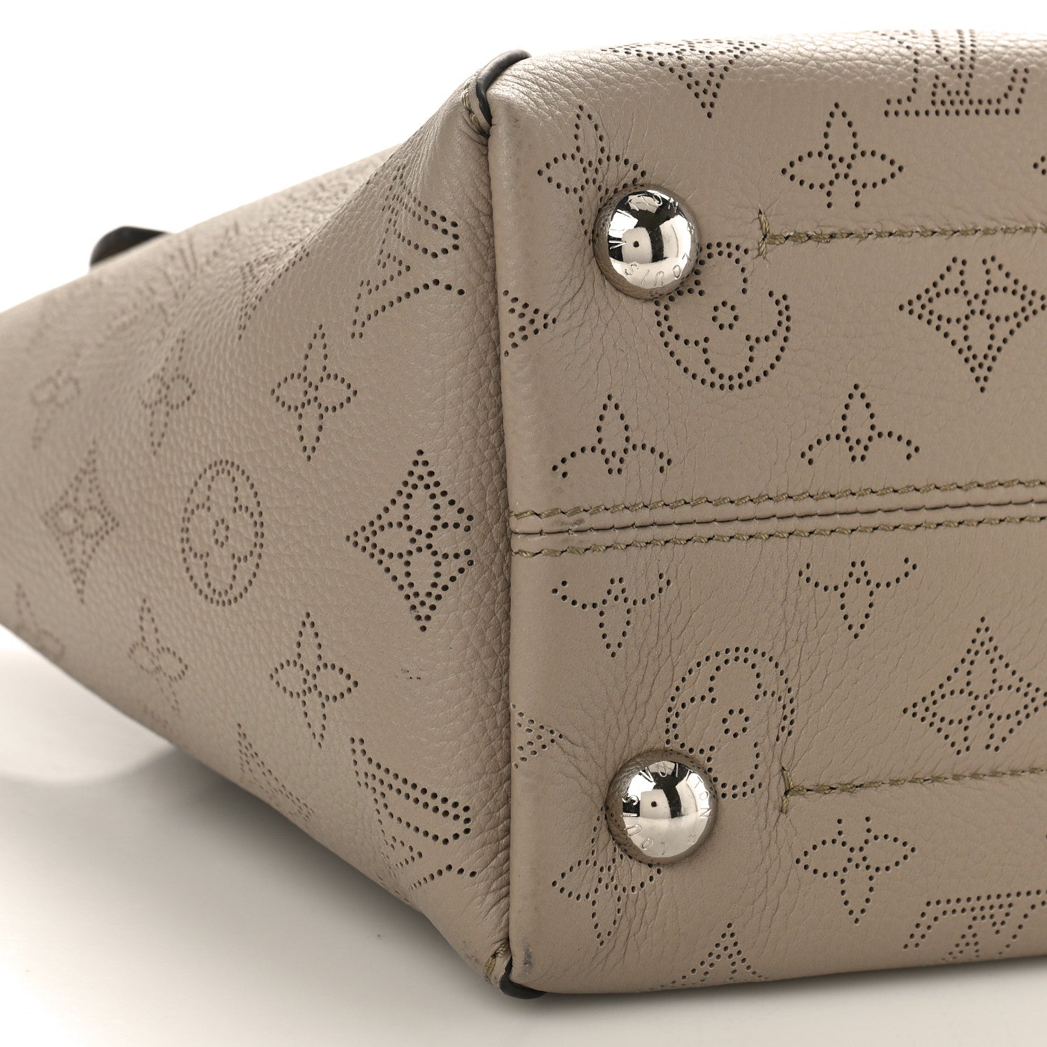 Louis Vuitton Mahina Hina PM Galet 9 of 11