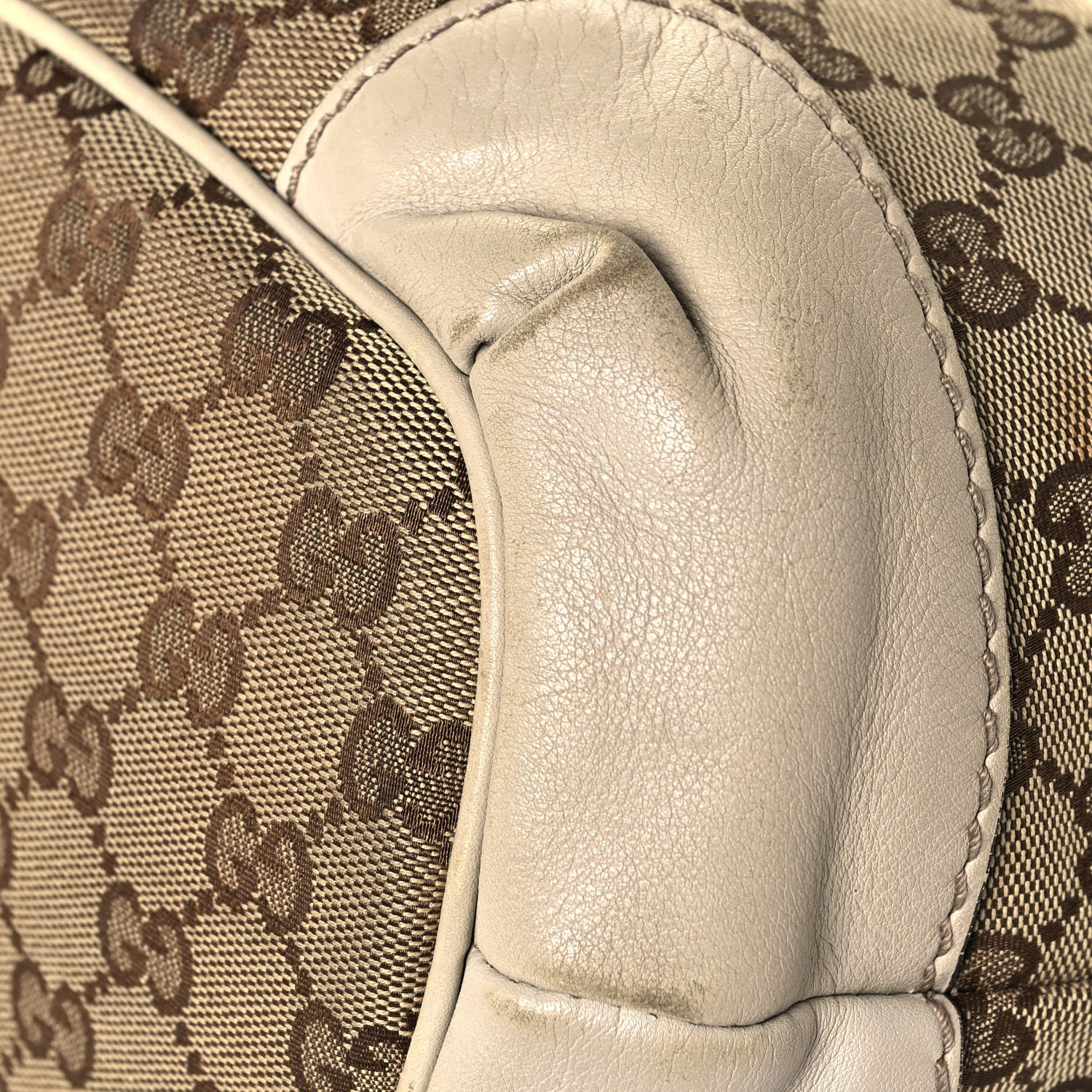 Gucci Monogram Margaux Calfskin Medium Sukey Top Handle Bag Beige Ebony Mystic White 10 of 22