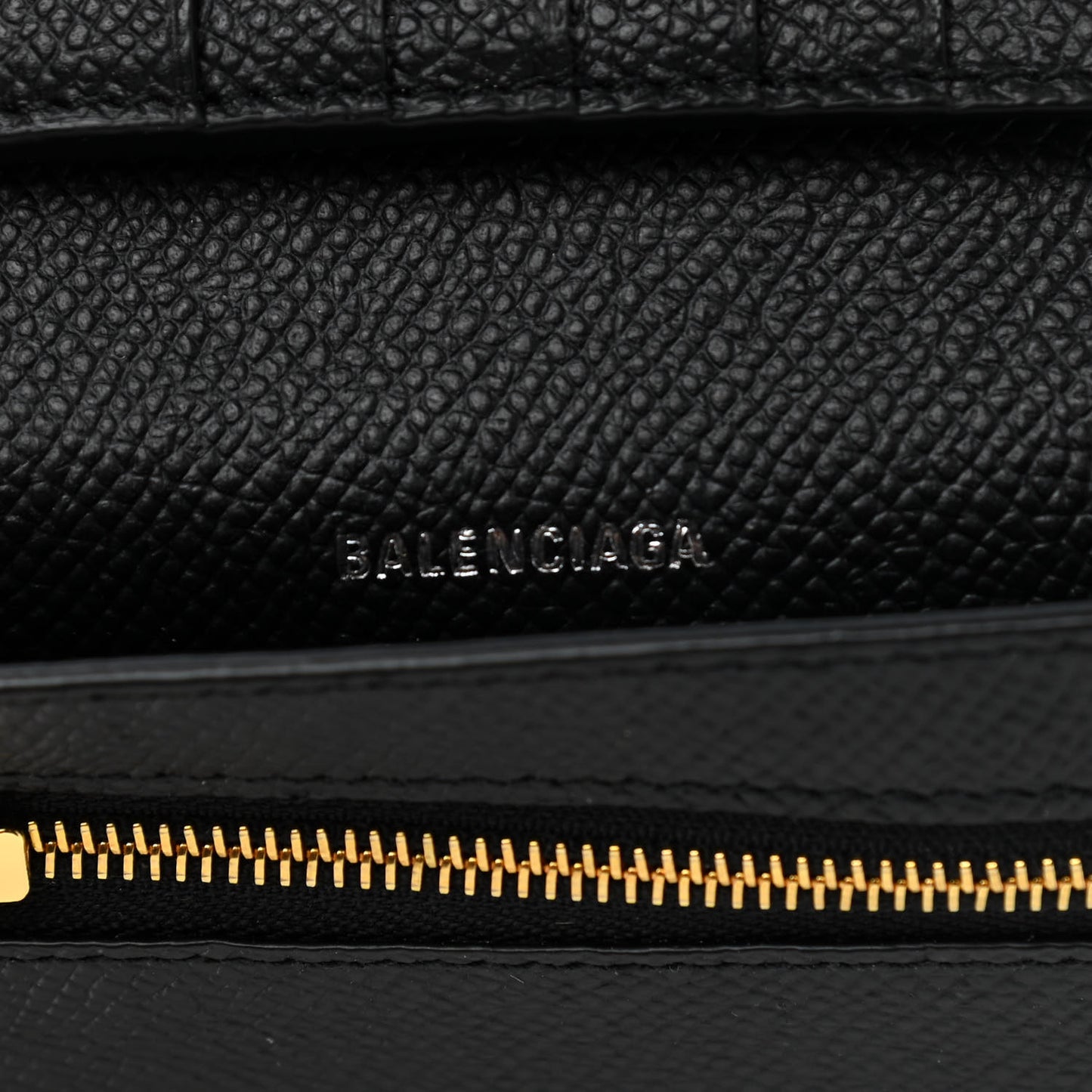 Signature Grained Calfskin Medium BB Wallet Black