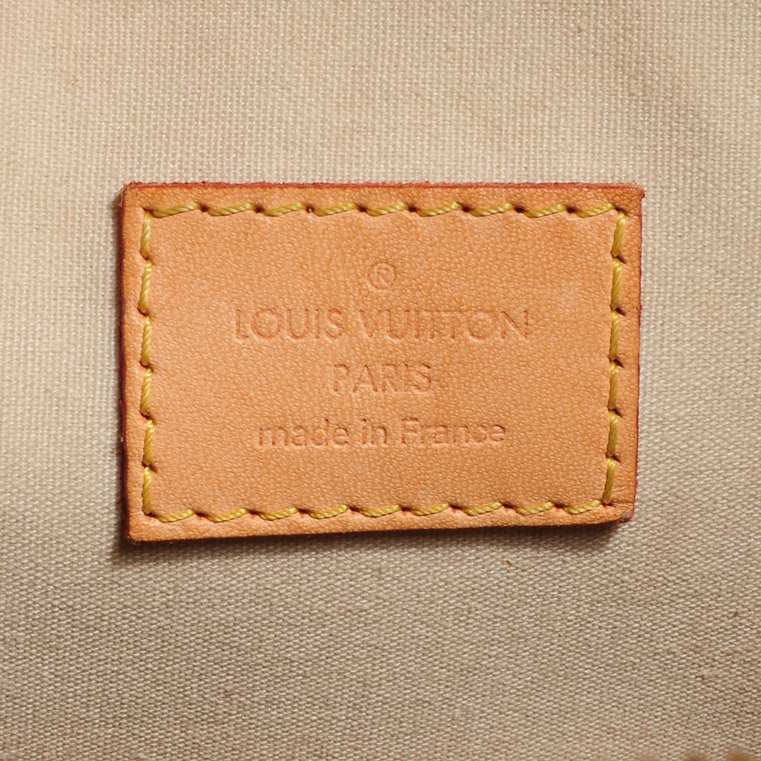 Louis Vuitton Vernis Alma GM Blanc Corail 6 of 7
