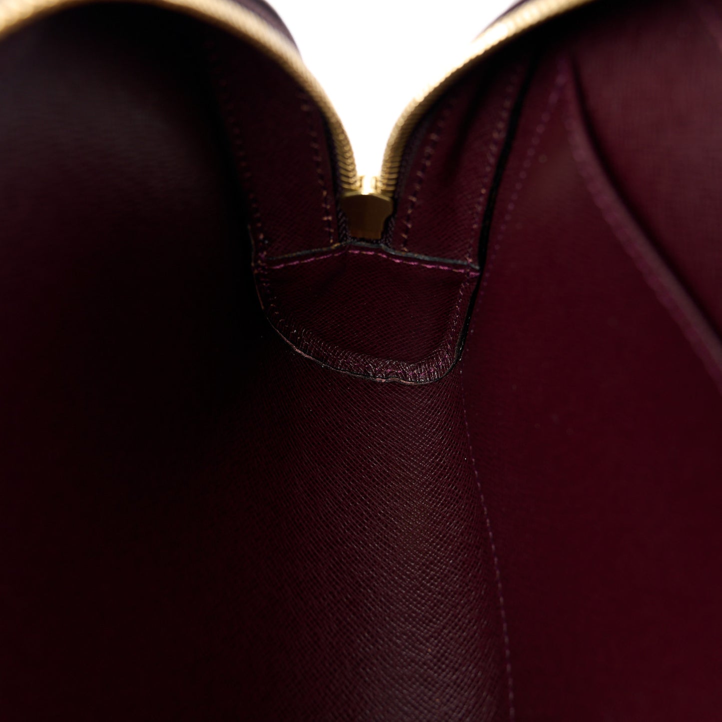 LOUIS VUITTON Taiga Baikal Pochette Acajou