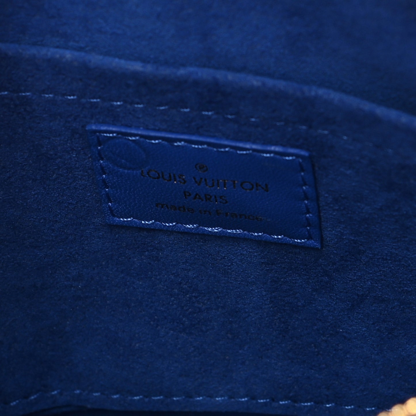 Calfskin New Wave Camera Bag Bleu Neon