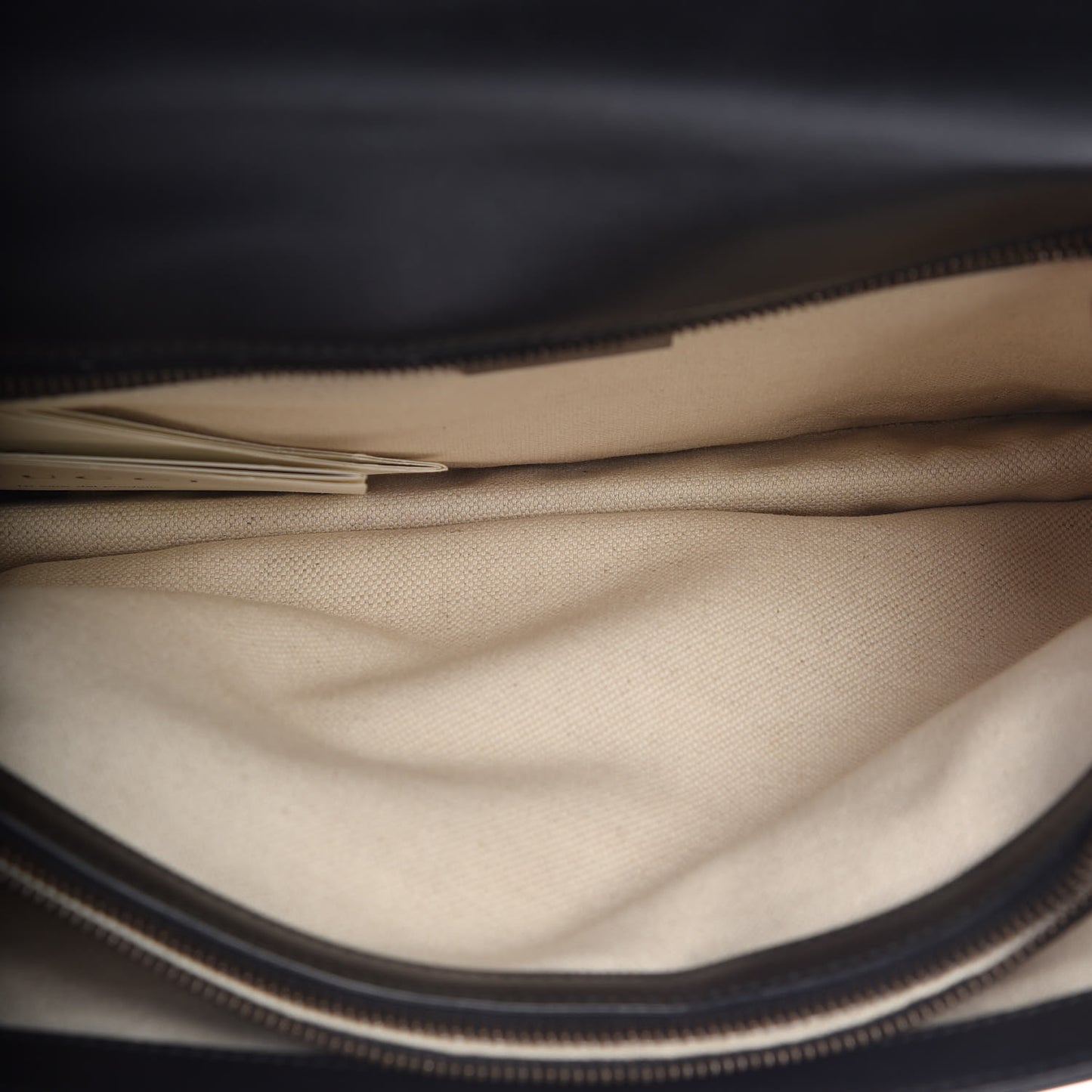 Calfskin Web Heart Medium GG Marmont Chain Handle Bag Black