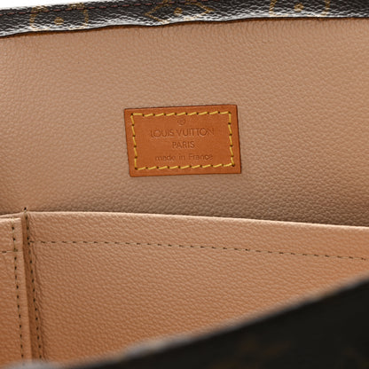 Louis Vuitton Monogram Sac Plat 6 of 11