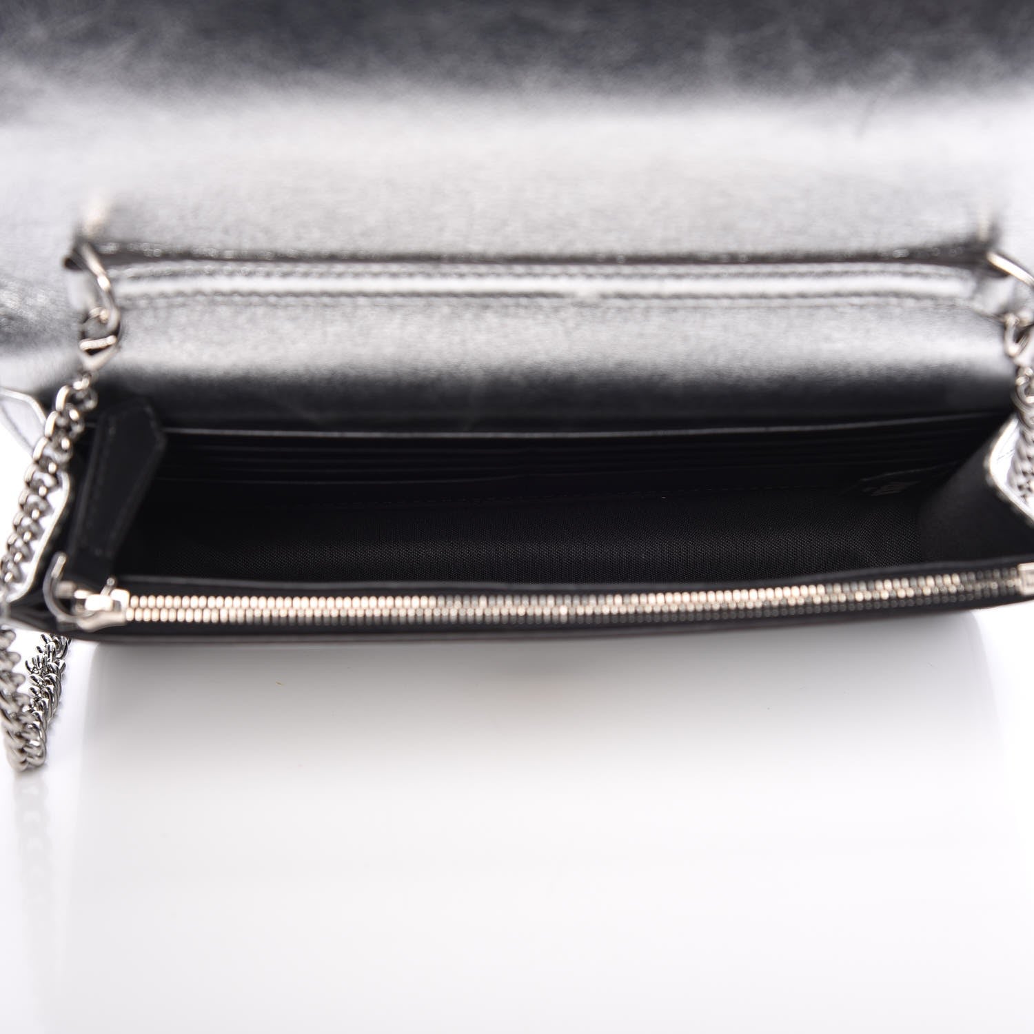 Fendi Vitello Catalan Mirror F is Fendi Medium Envelope Wallet on Chain Argento 5 of 7