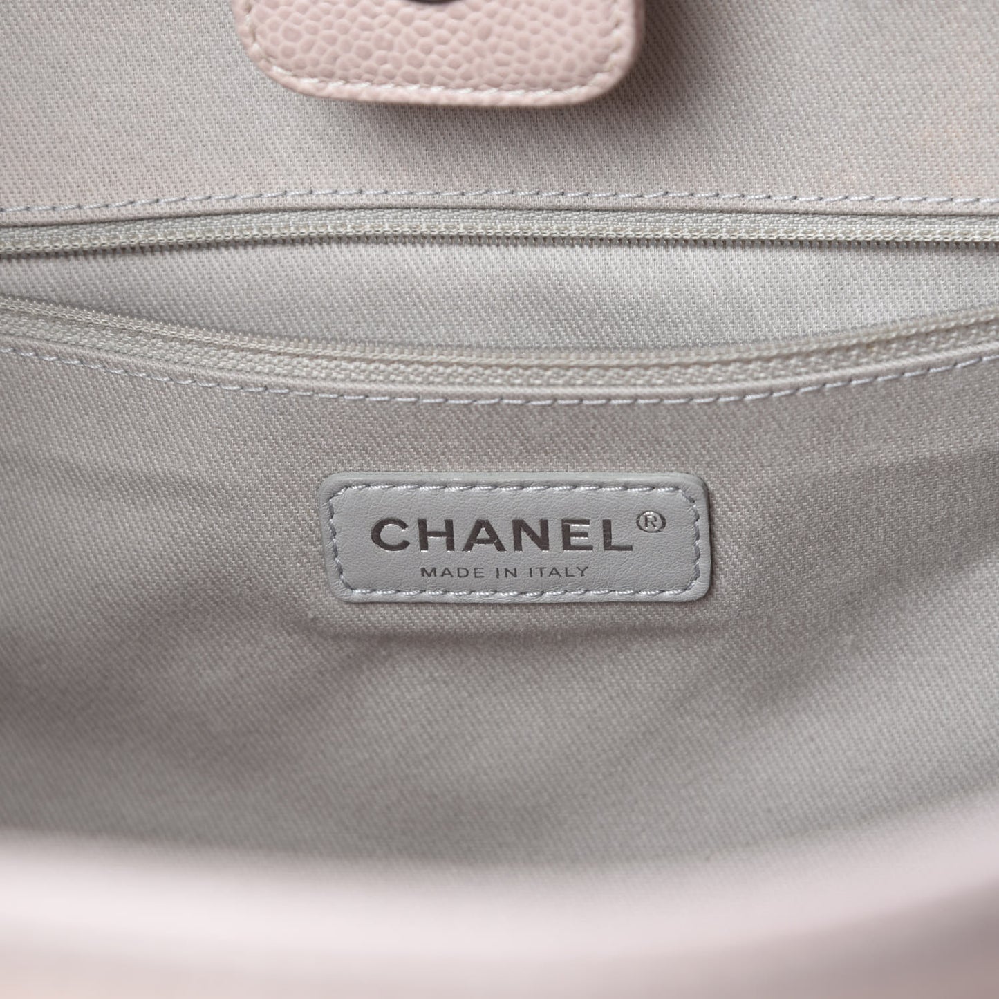 Glazed Calfskin Large Deauville Tote Light Pink
