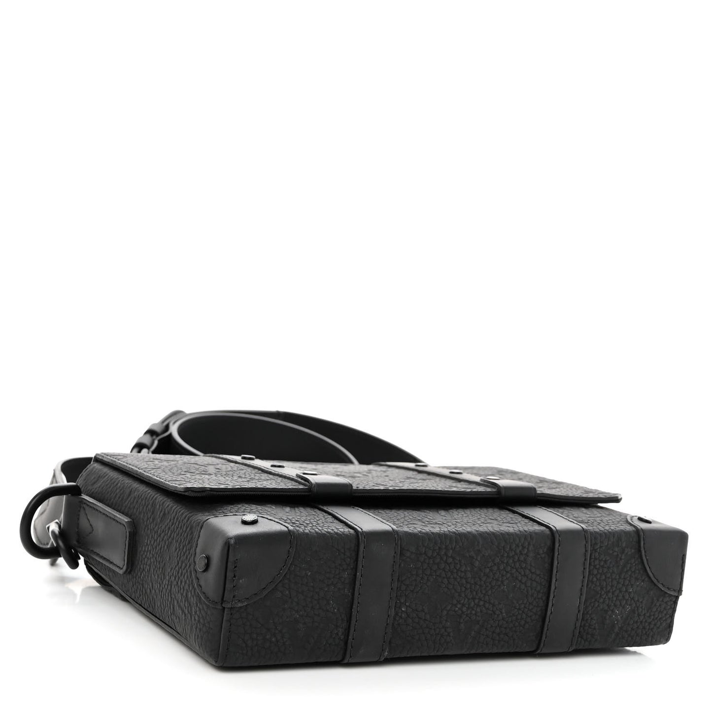 Taurillon Monogram Trunk Messenger Black