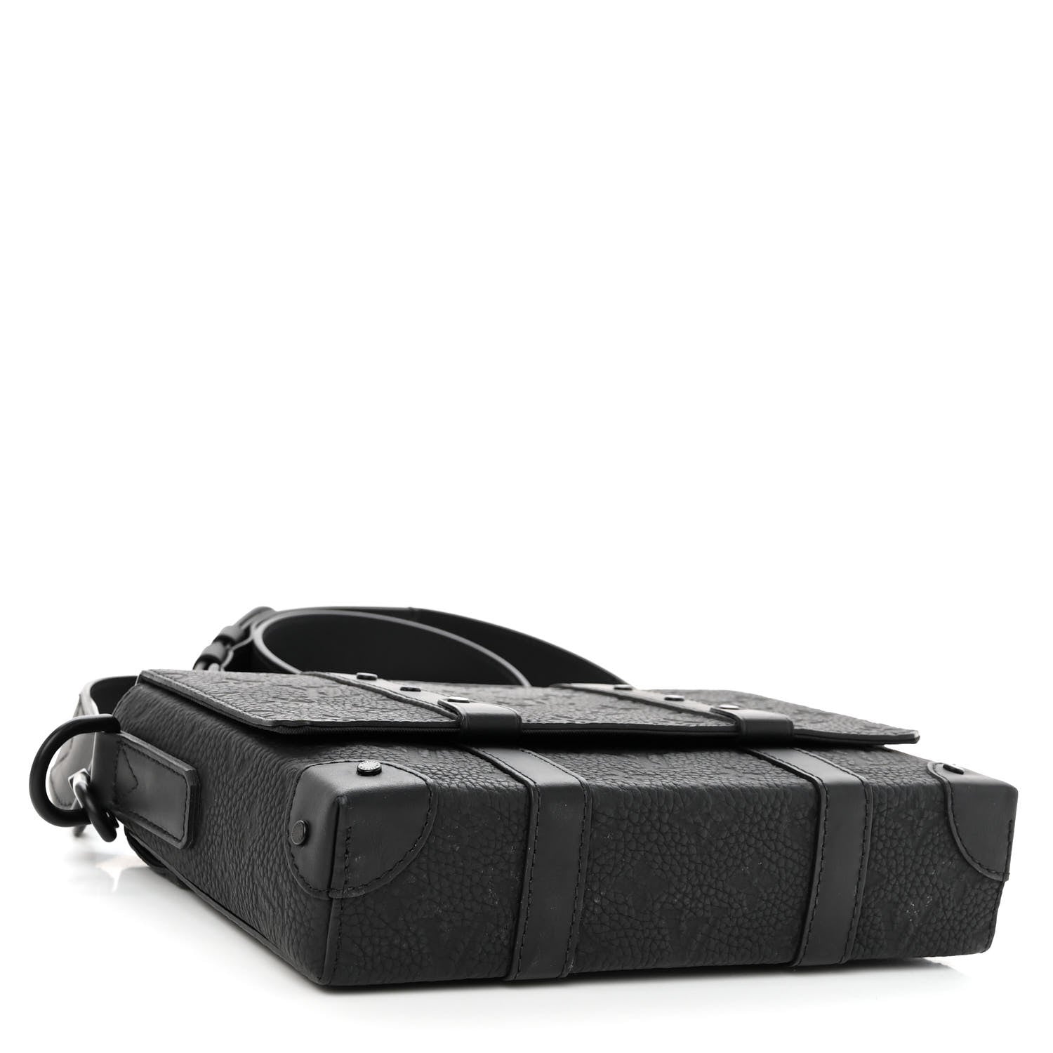 Louis Vuitton Taurillon Monogram Trunk Messenger Black 4 of 10