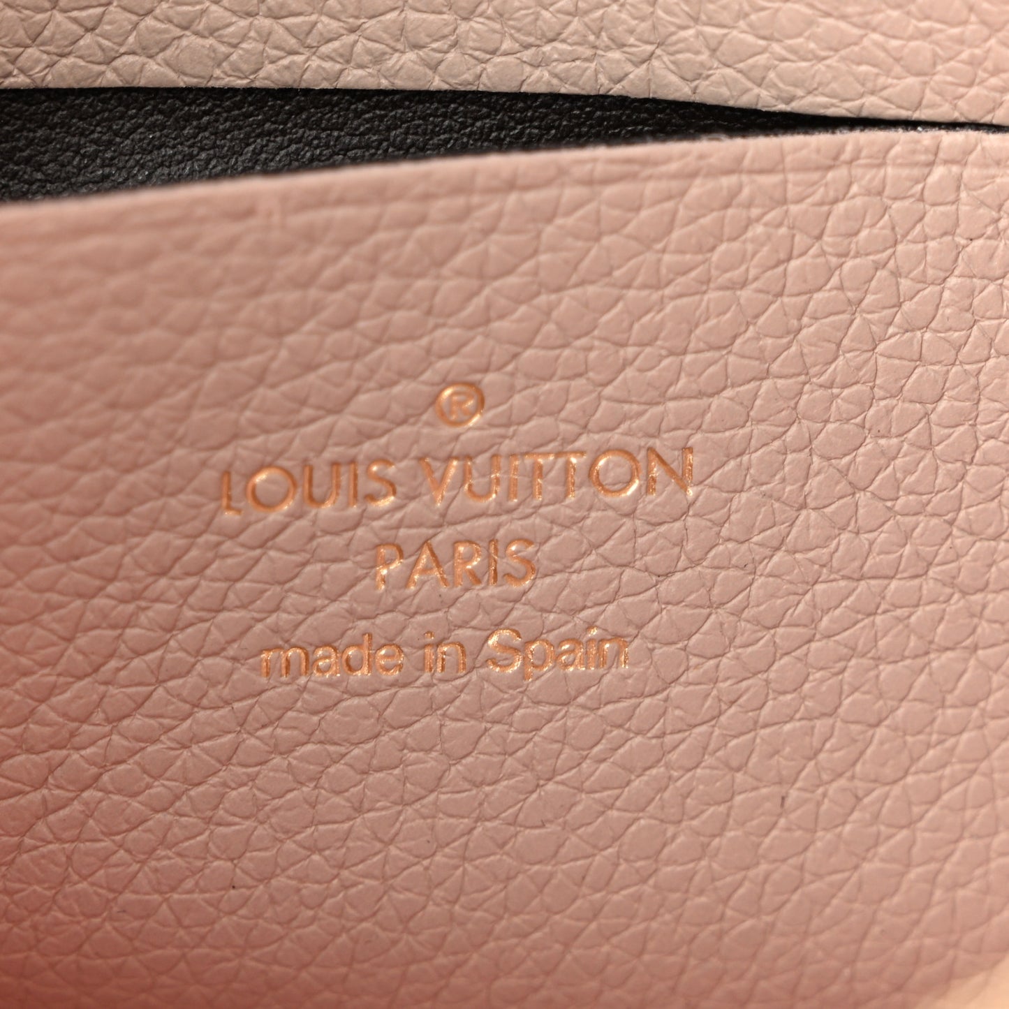 Soft Calfskin My Lockme Chain Pochette Greige