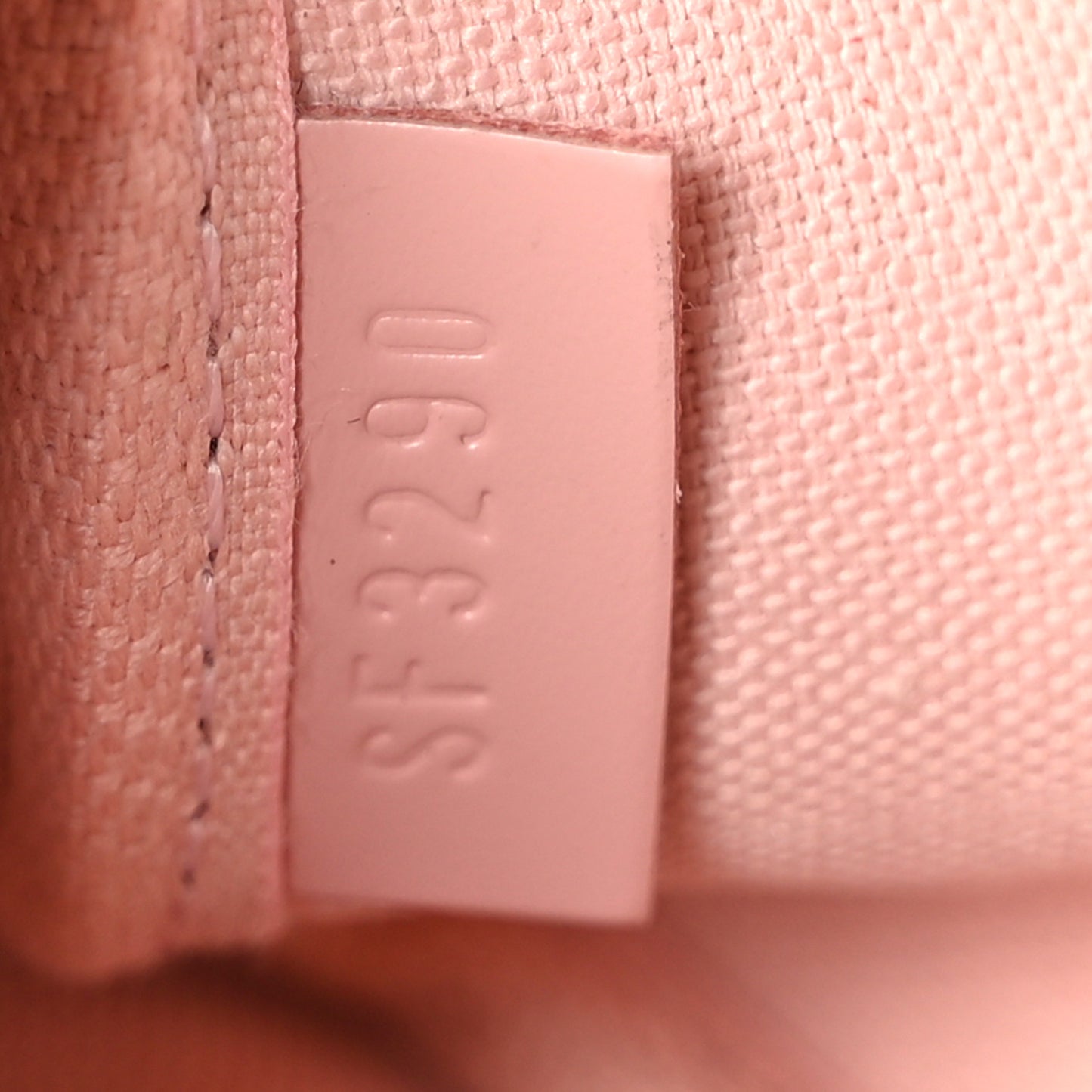 Damier Ebene 2020 Christmas Animation Big Wheel Mini Pochette Accessories Rose Ballerine
