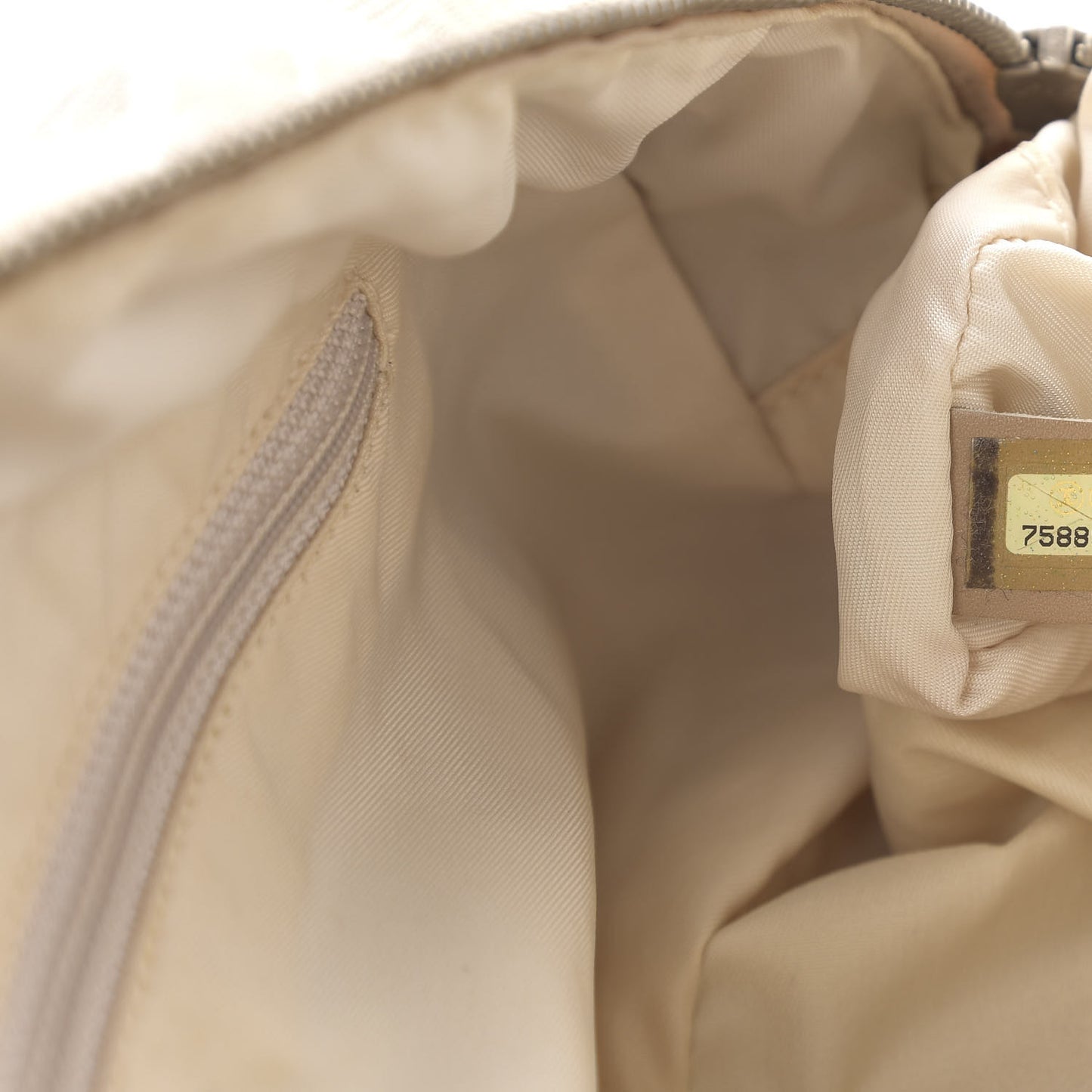 Nylon Travel Bowler Beige