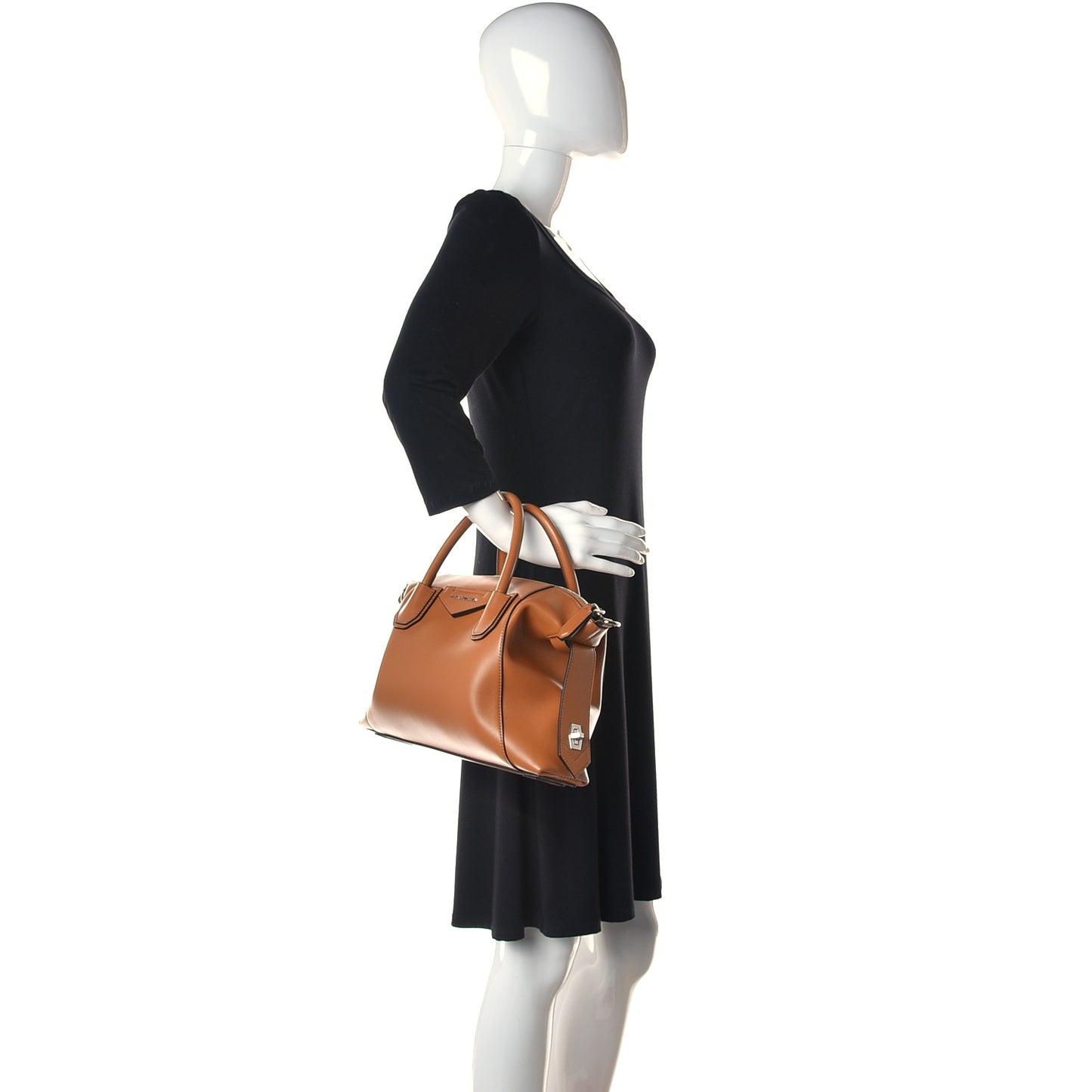 Calfskin Small Soft Antigona Tan