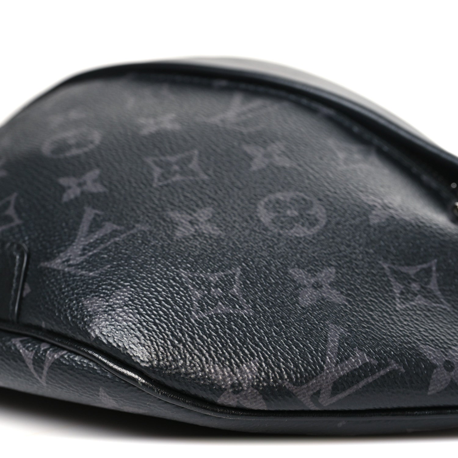 Louis Vuitton Monogram Eclipse Discovery Bumbag 8 of 8