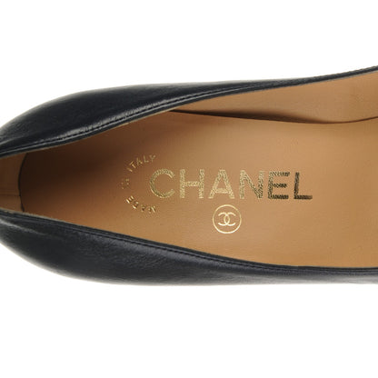 Chanel Lambskin Cap Toe CC Pumps 37 Blue Fonce 7 of 7