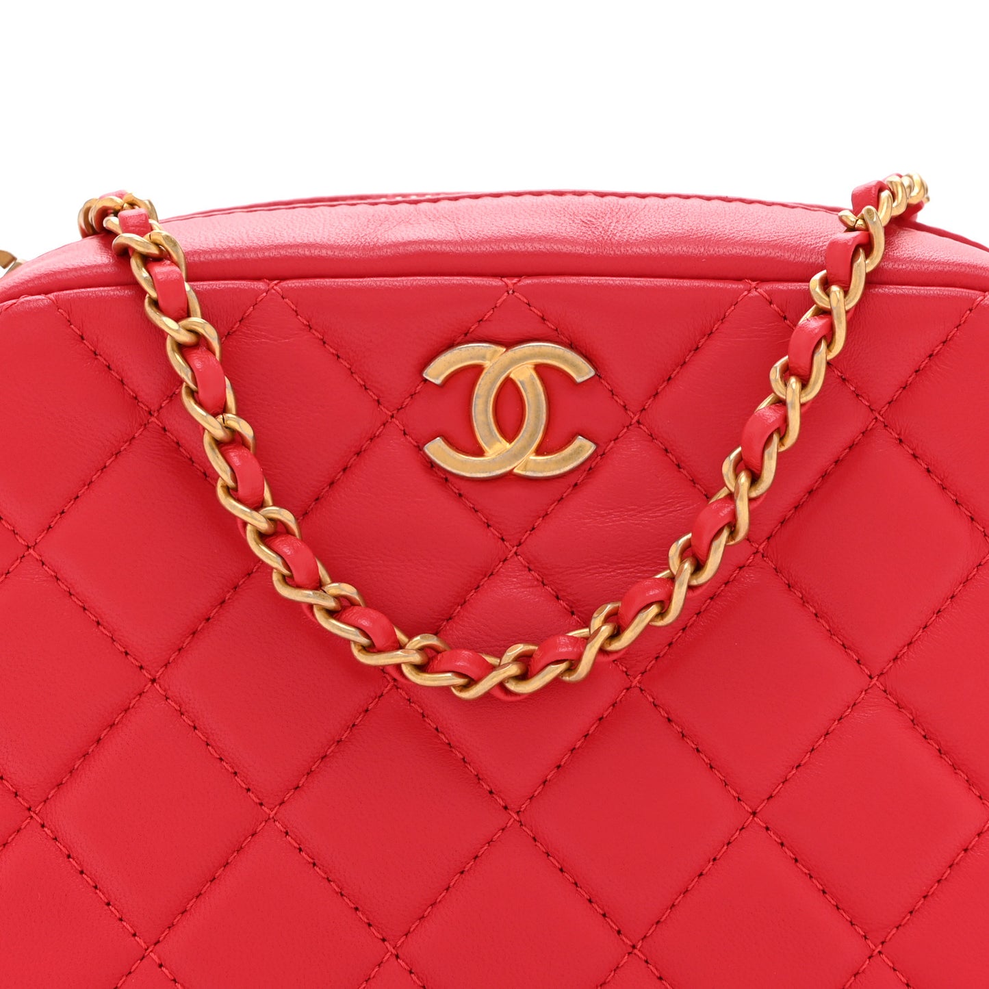 Lambskin Quilted CC Pearl Crush Camera Case Red