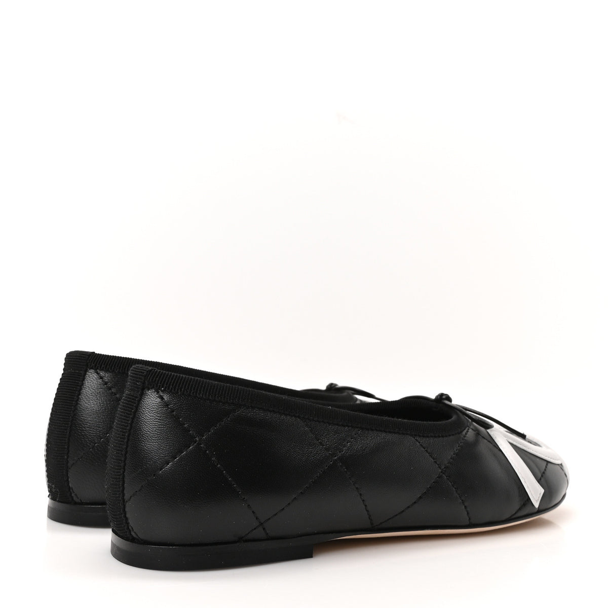 Lambskin Quilted CC Cambon Ballet Flats 35 Black White