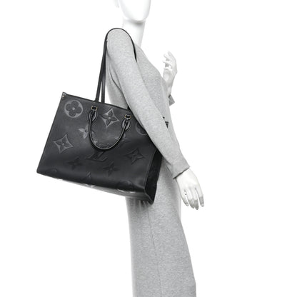 Louis Vuitton Empreinte Monogram Giant Onthego GM Black 2 of 9