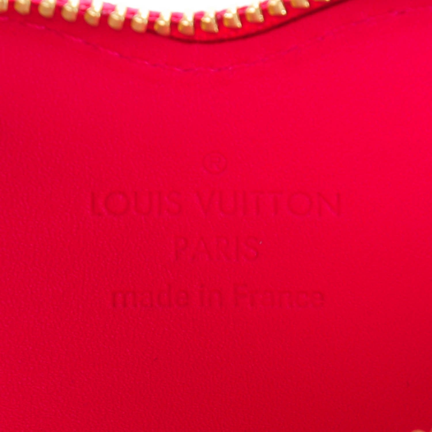 Louis Vuitton Vernis Heart Coin Purse Rose Pop 6 of 7
