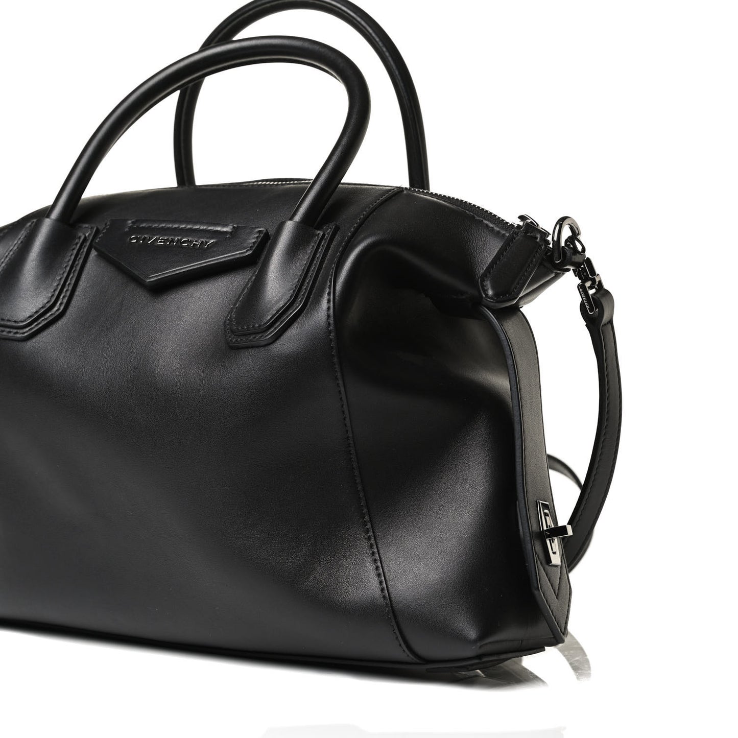 Smooth Calfskin Small Soft Antigona Black