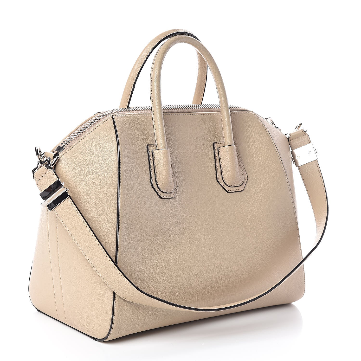 Givenchy Sugar Goatskin Medium Antigona Skin 3 of 10