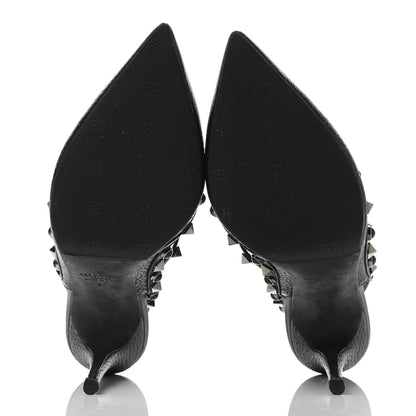 Valentino Garavani Pebbled Calfskin Onyx Rockstud Rolling Ankle Strap 100mm Pumps 37 Black 4 of 4