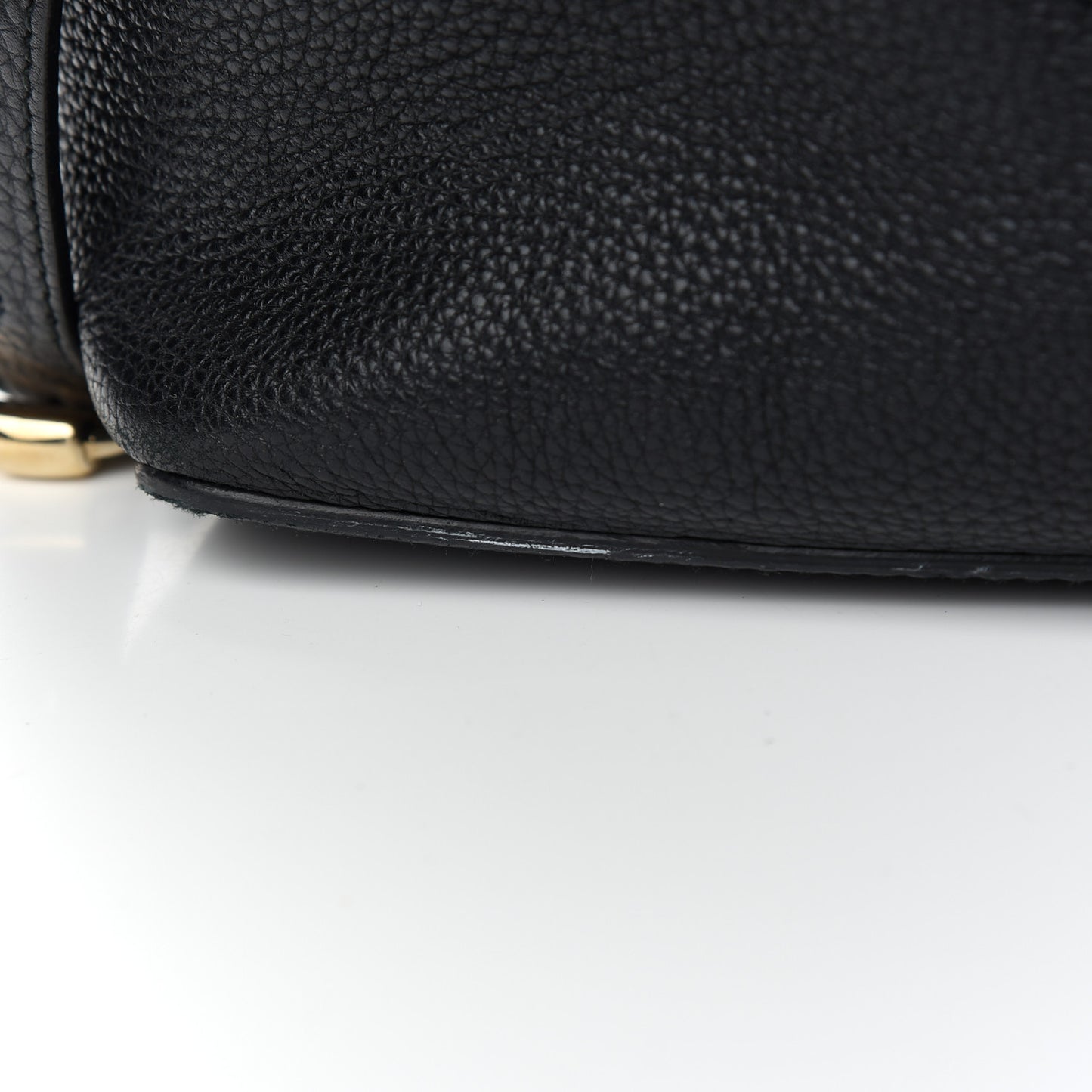 Pebbled Calfskin Large Soho Hobo Black