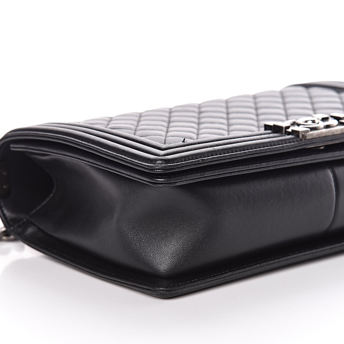 Lambskin Quilted New Medium Boy Flap Black