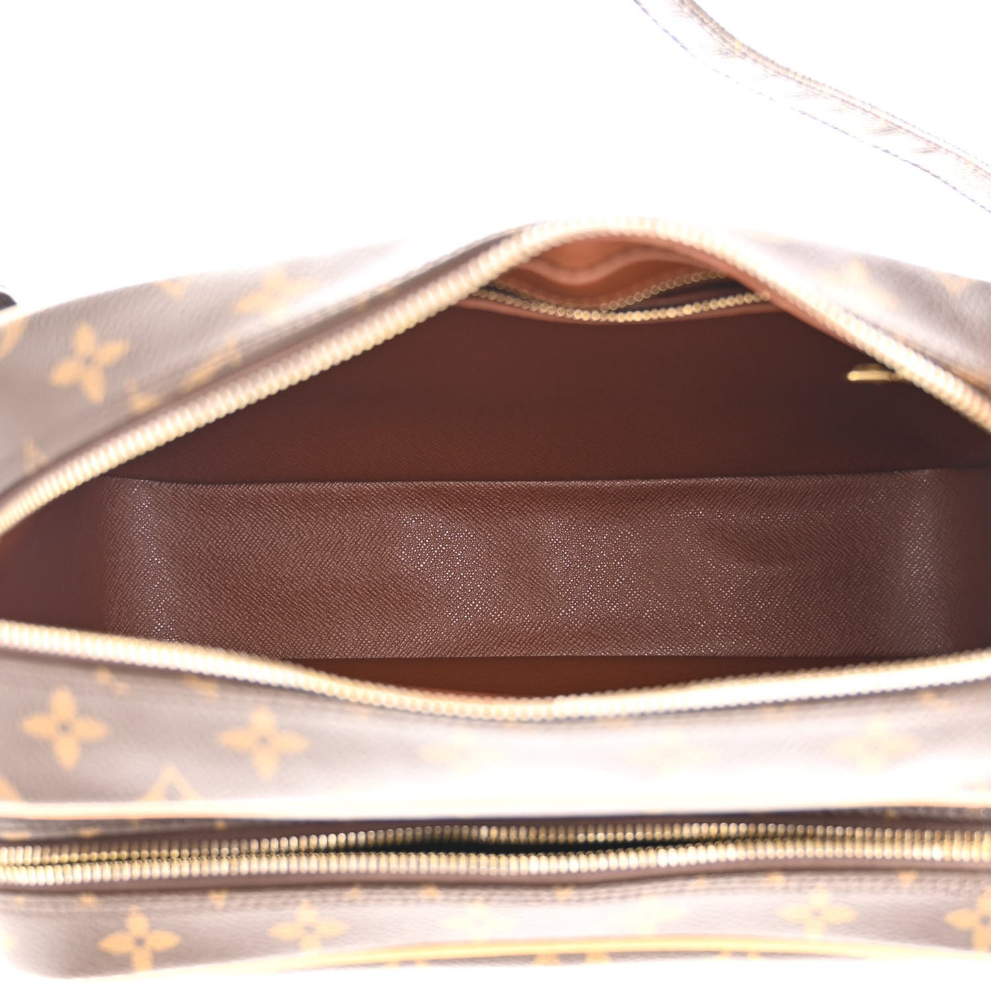 Monogram Nil 28