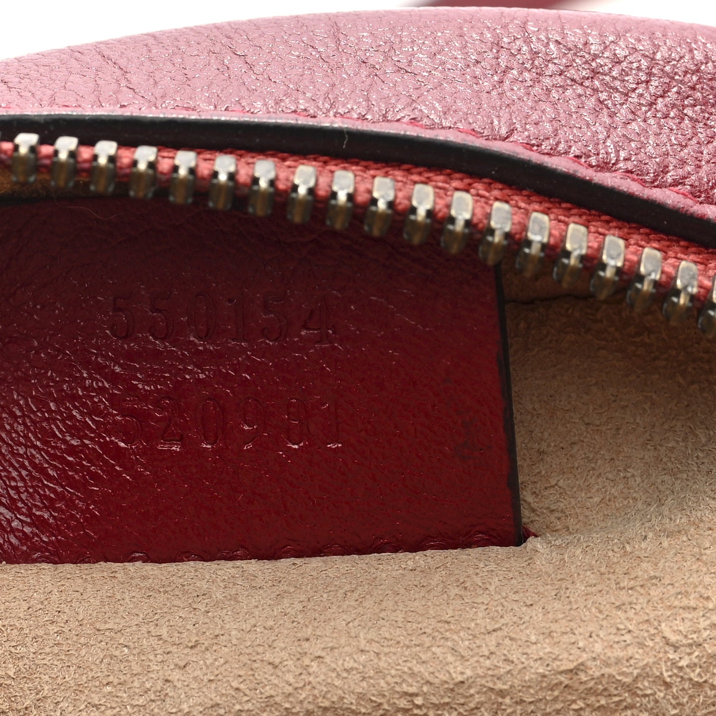 Glazed Calfskin Matelasse Heart Mini GG Marmont Round Shoulder Bag Romantic Cerise