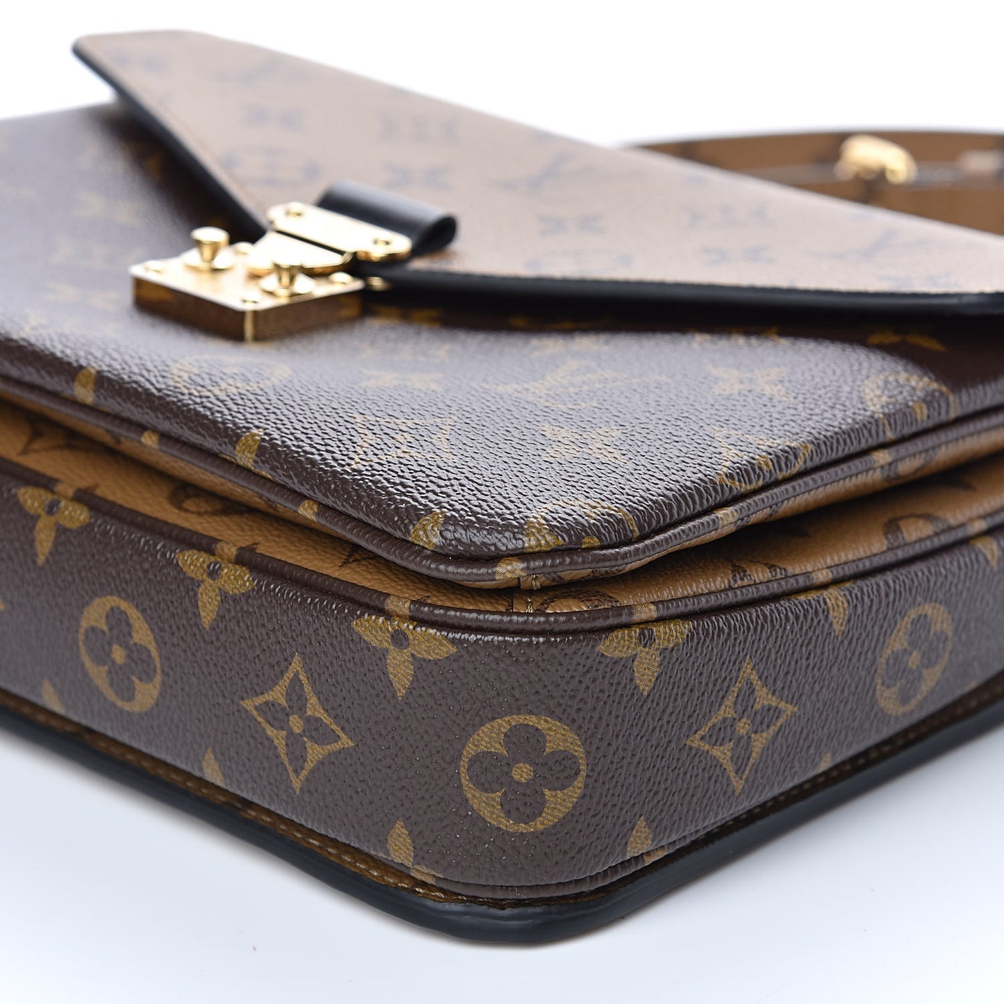 Reverse Monogram Pochette Metis