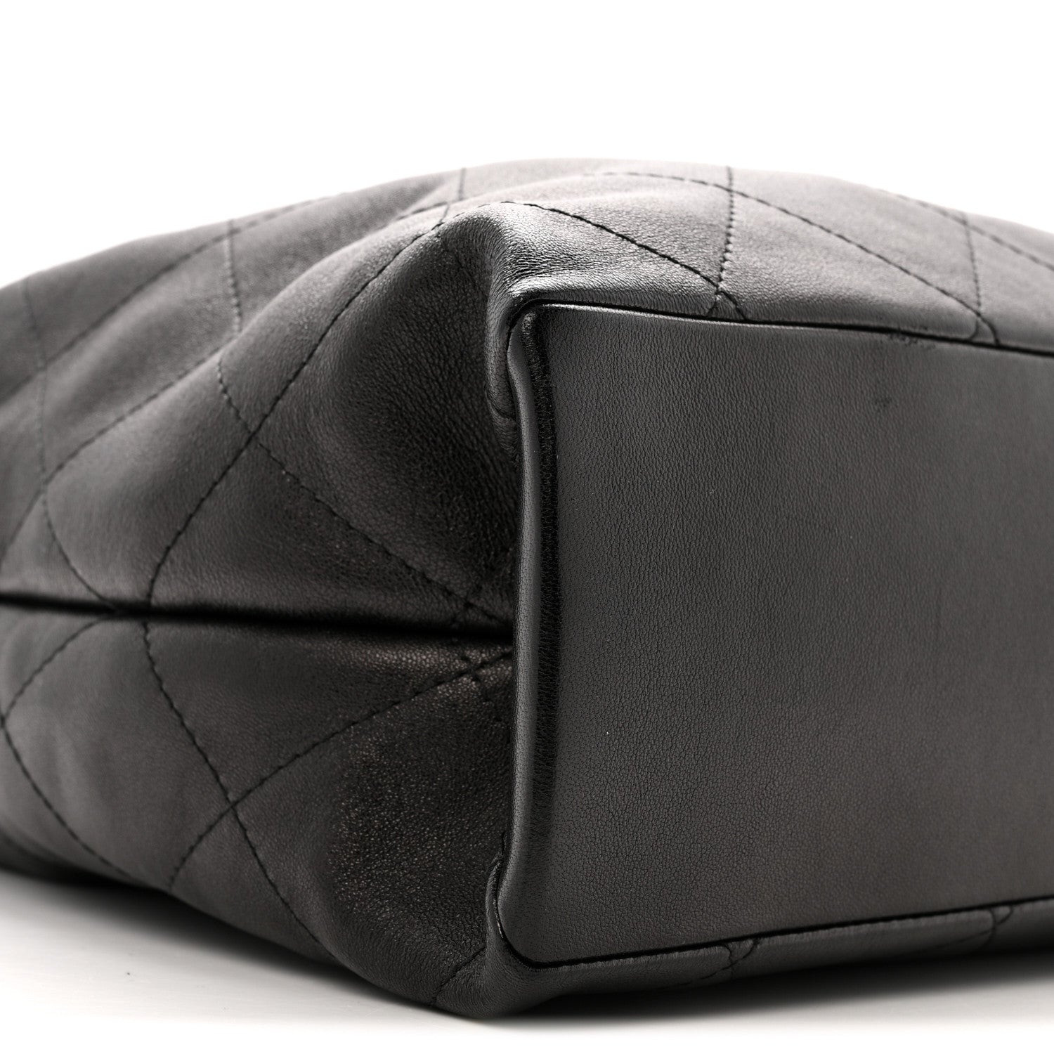Chanel Shiny Lambskin Quilted Maxi Hobo Black 7 of 10