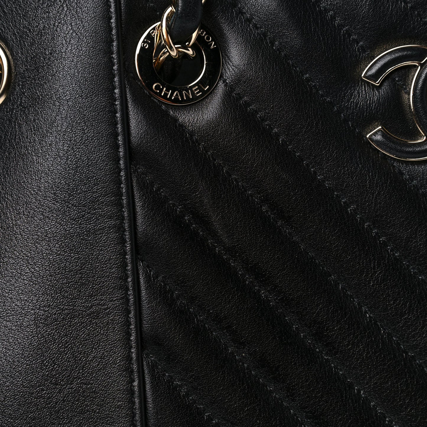 Calfskin Quilted Large Daily Shopping Bag Black