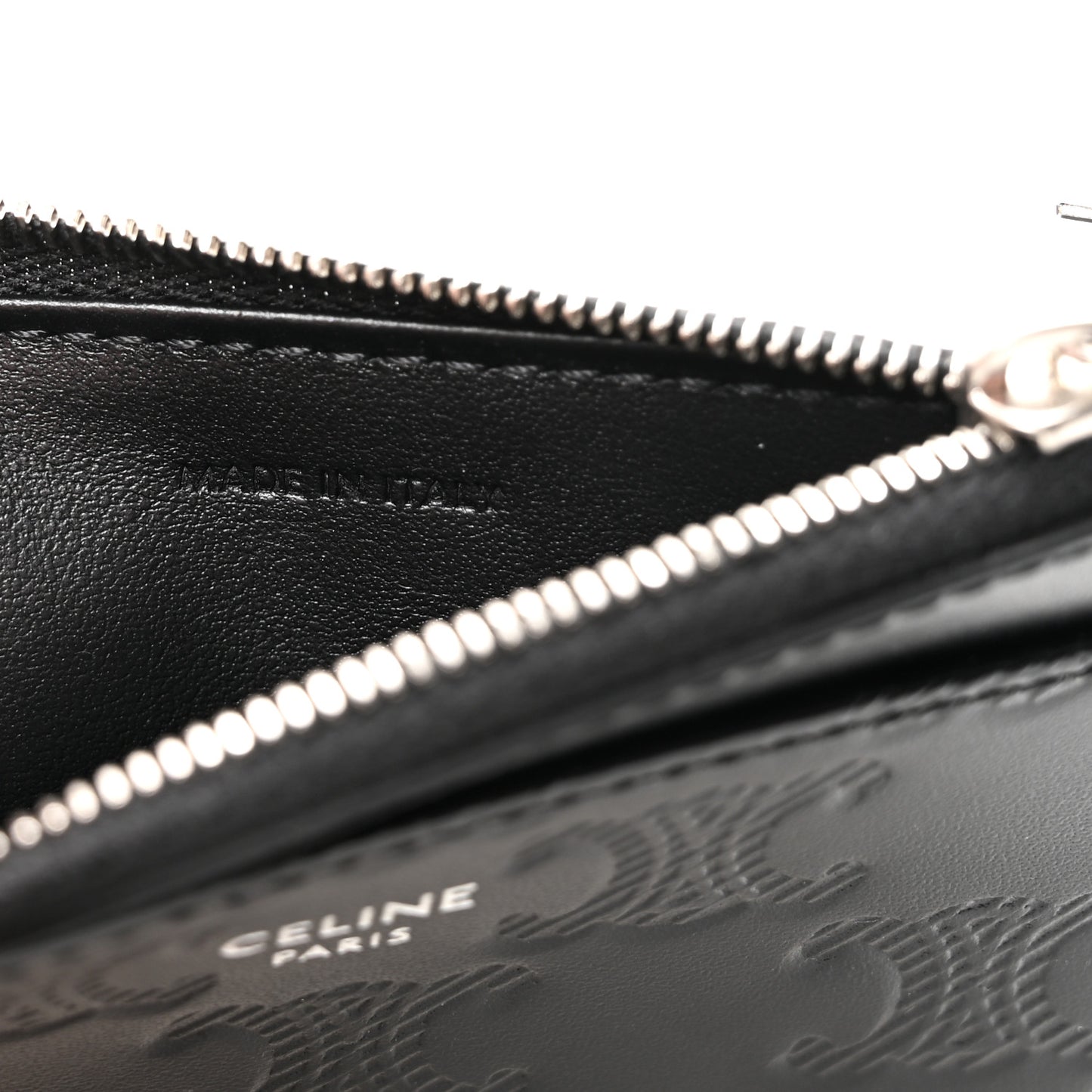 Calfskin Triomphe Embossed Zipped Card Holder Black
