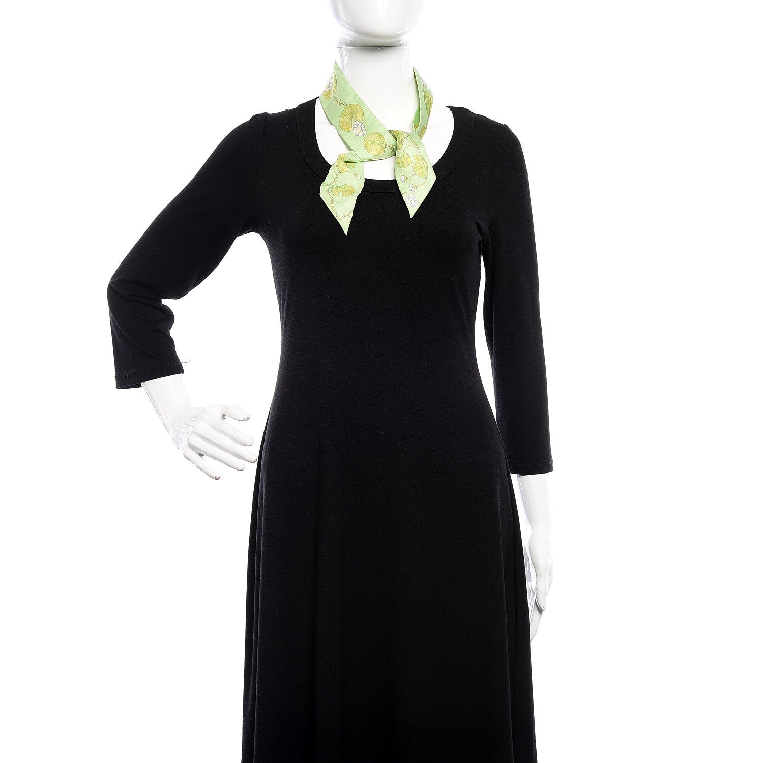 Hermes Silk Un Jardin Sur Le Nil Twilly 2 of 5