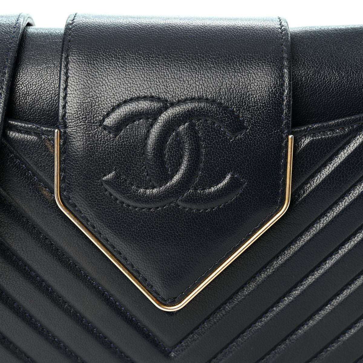 Shiny Sheepskin Chevron Quilted  Collar and Tie Camera Case Navy