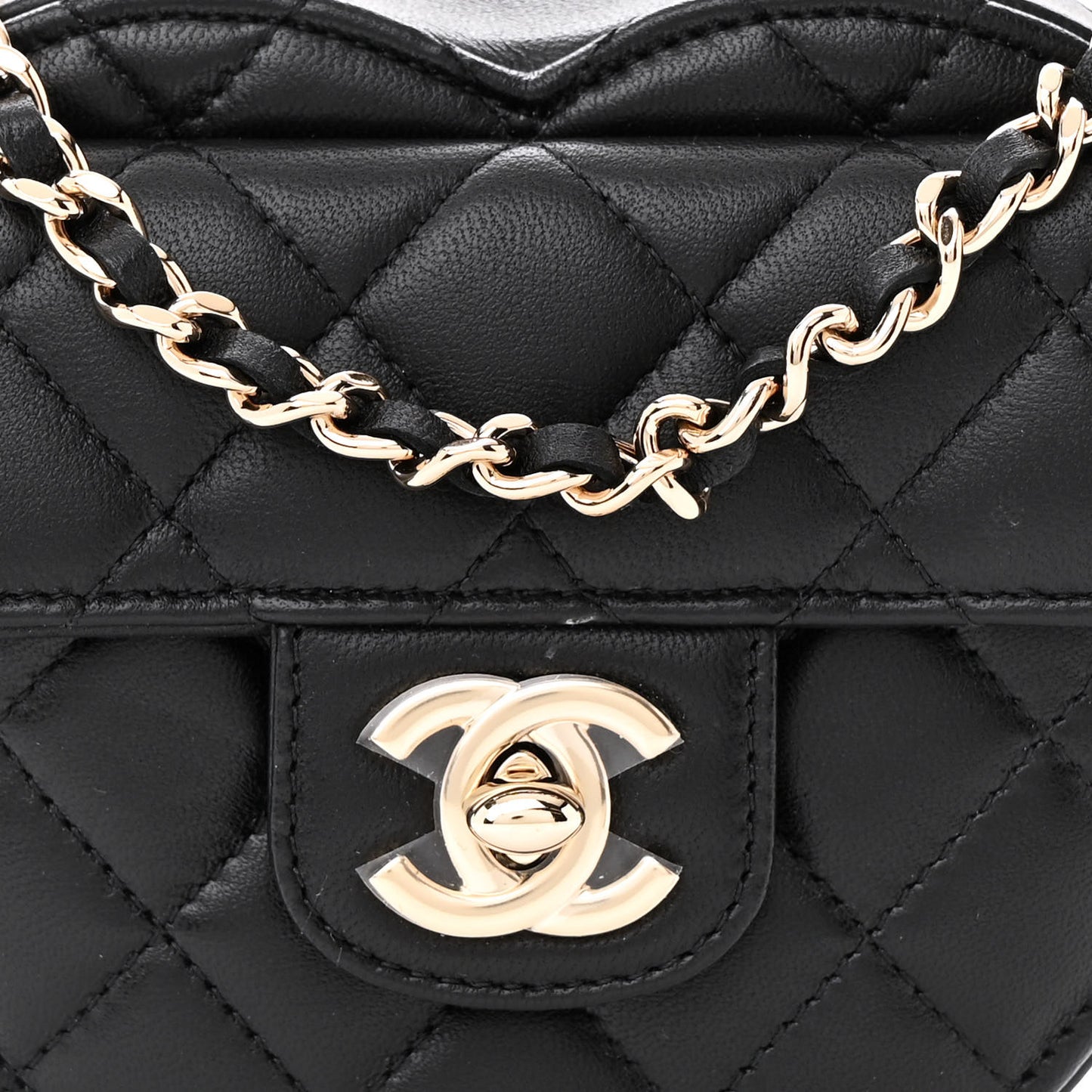Lambskin Quilted CC In Love Heart Clutch With Chain Black