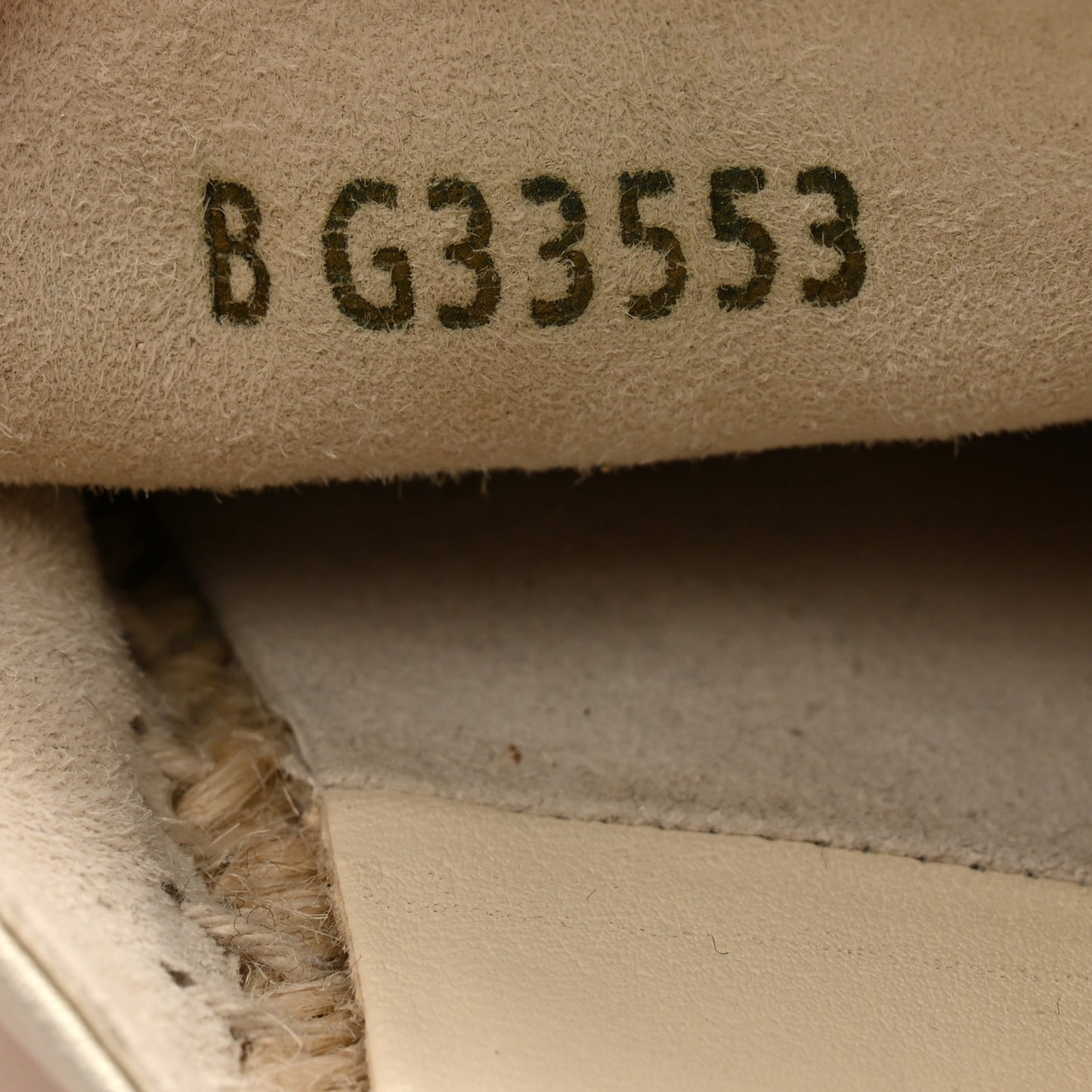 Iridescent Goatskin CC Espadrille Mules 40 Ivory Black