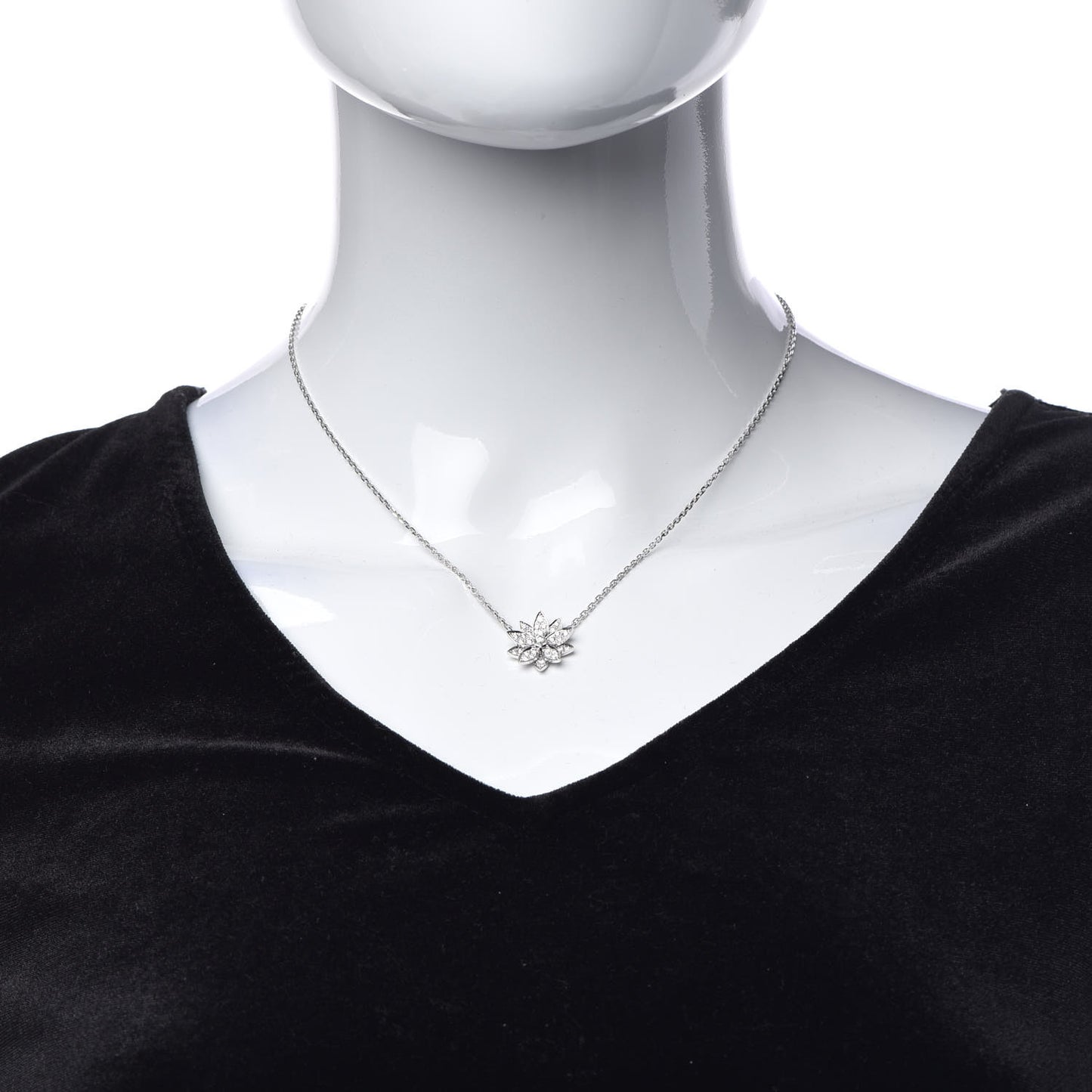 18K White Gold Diamond Small Lotus Pendant Necklace