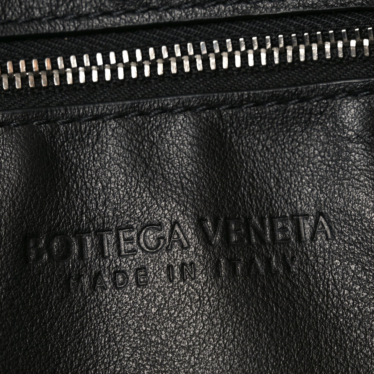 Nappa Intrecciato Medium Jodie Black